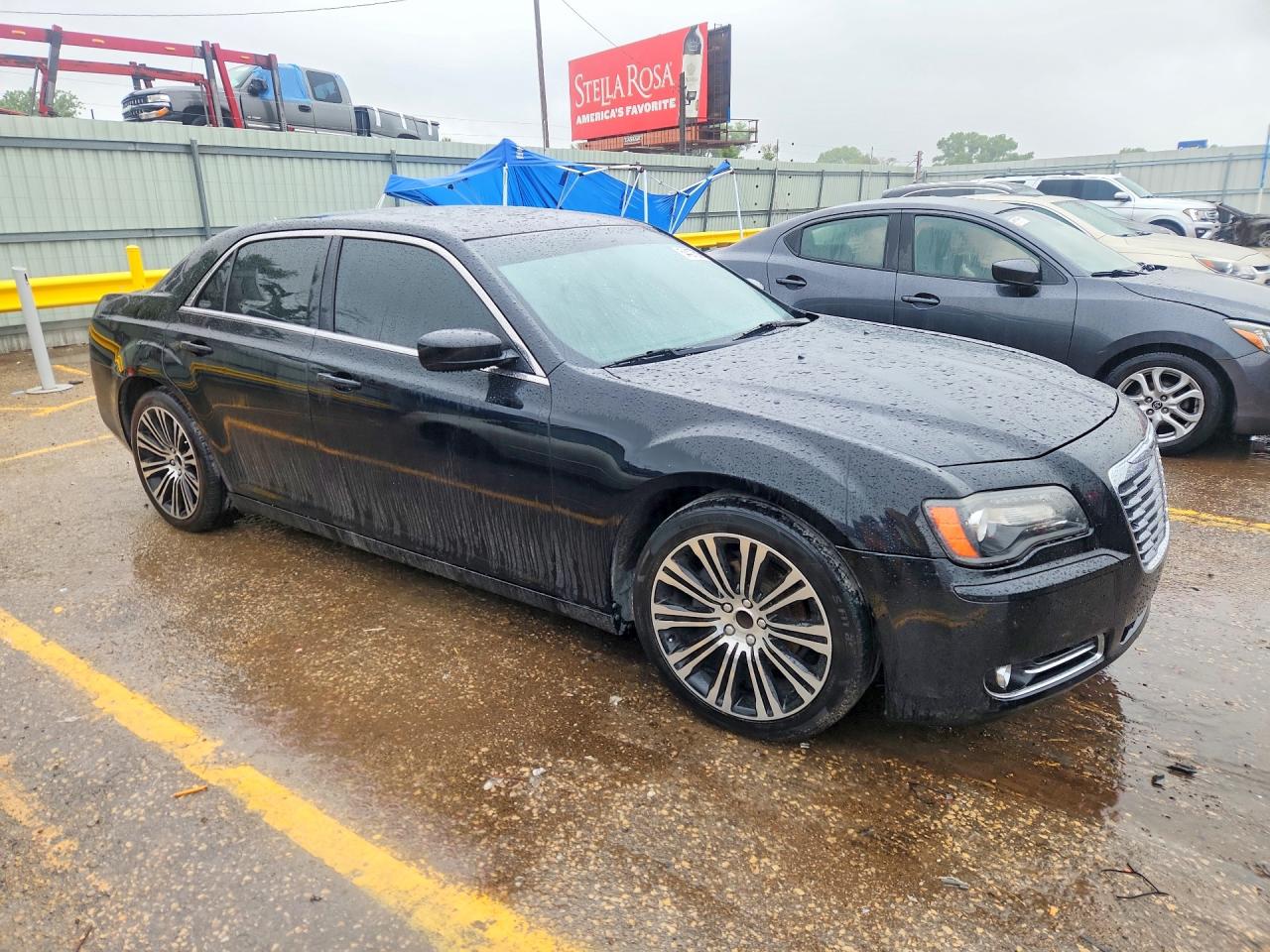 2013 Chrysler 300 S Black vin: 2C3CCABG2DH527449