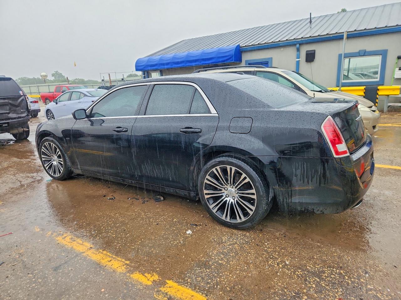 2013 Chrysler 300 S Black vin: 2C3CCABG2DH527449