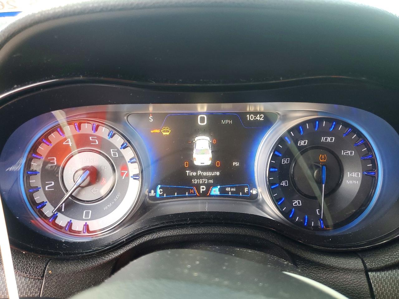 2015 Chrysler 300 S Red vin: 2C3CCABG2FH760539