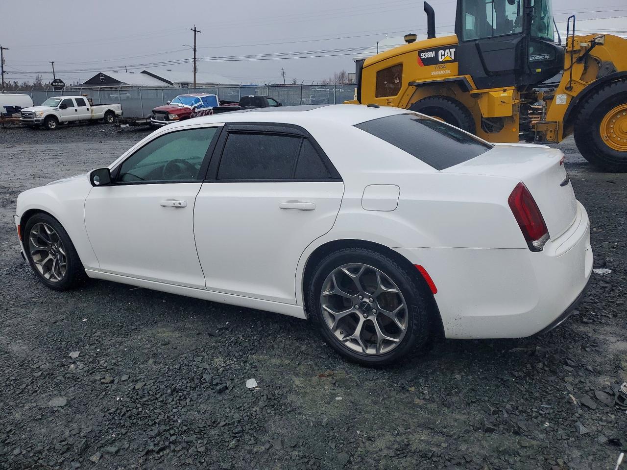 2015 Chrysler 300 S 4dr White vin: 2C3CCABG2FH828368