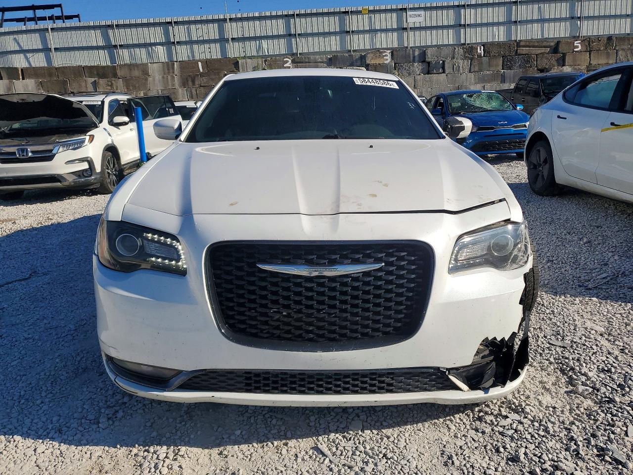 2015 Chrysler 300 S Белый vin: 2C3CCABG2FH921570