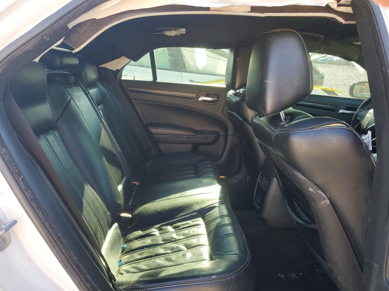 2015 Chrysler 300 S Белый vin: 2C3CCABG2FH921570