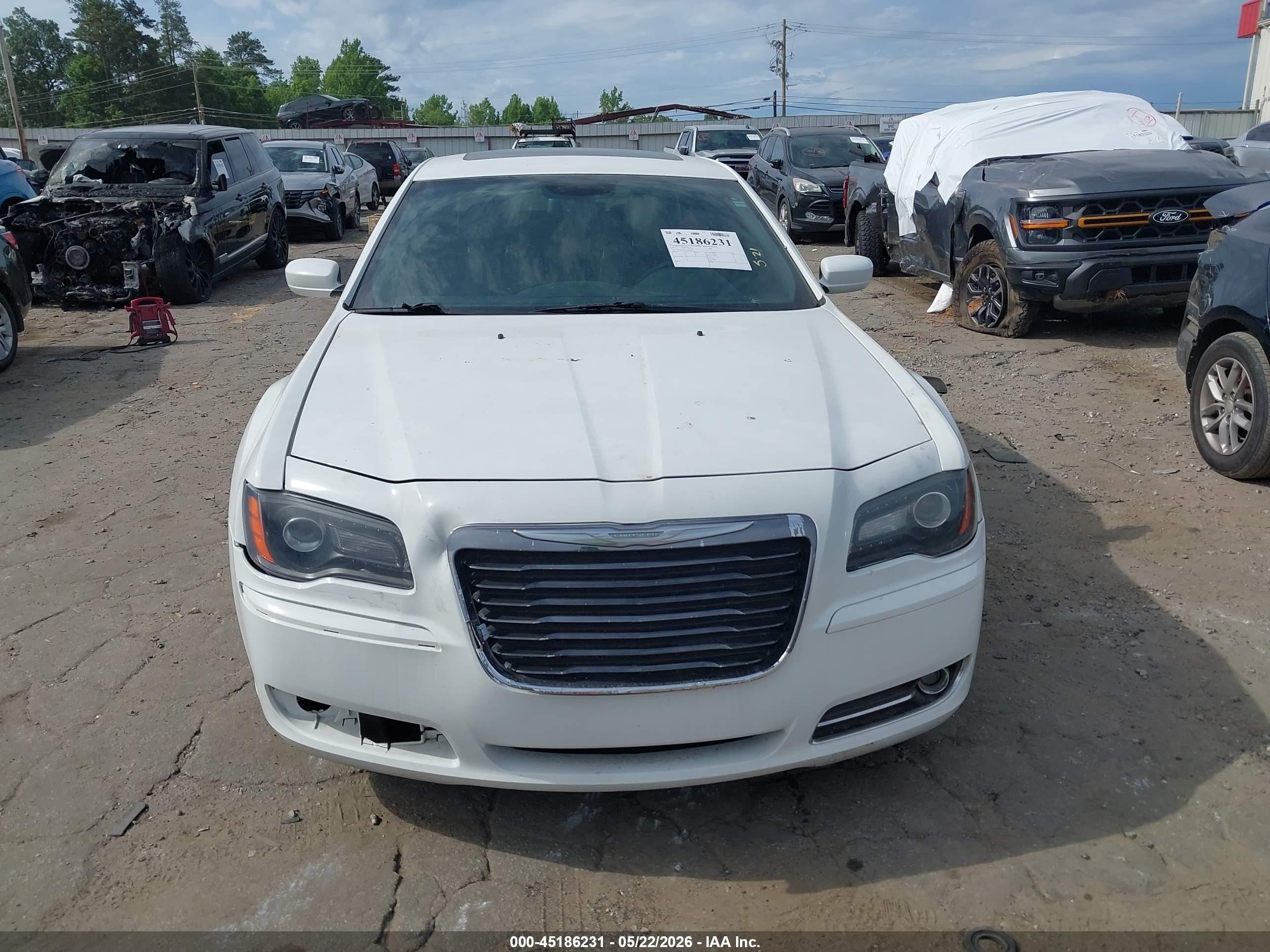 2014 Chrysler 300 300s Белый vin: 2C3CCABG3EH361265