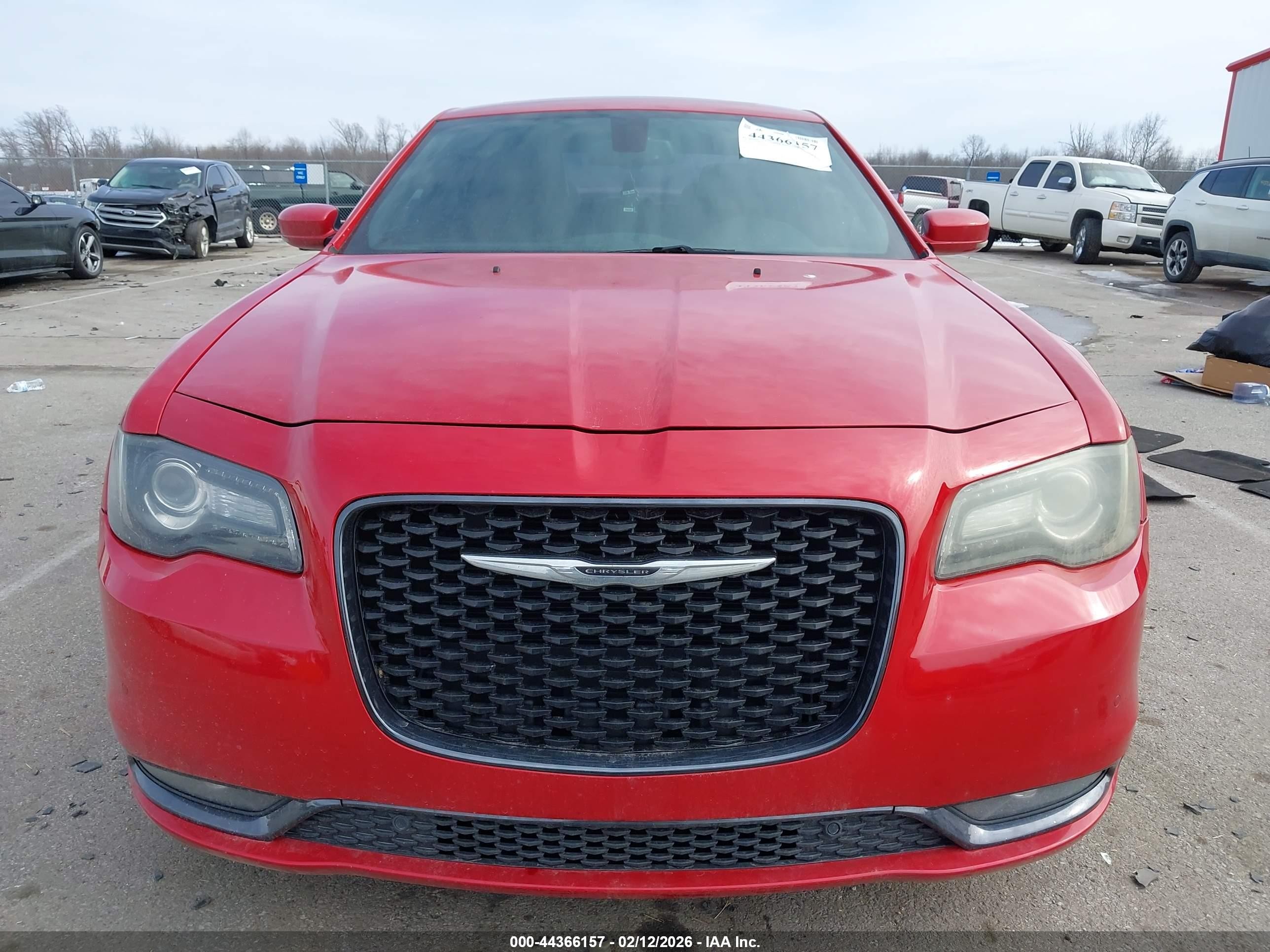 2015 Chrysler 300 300s Red vin: 2C3CCABG3FH755799