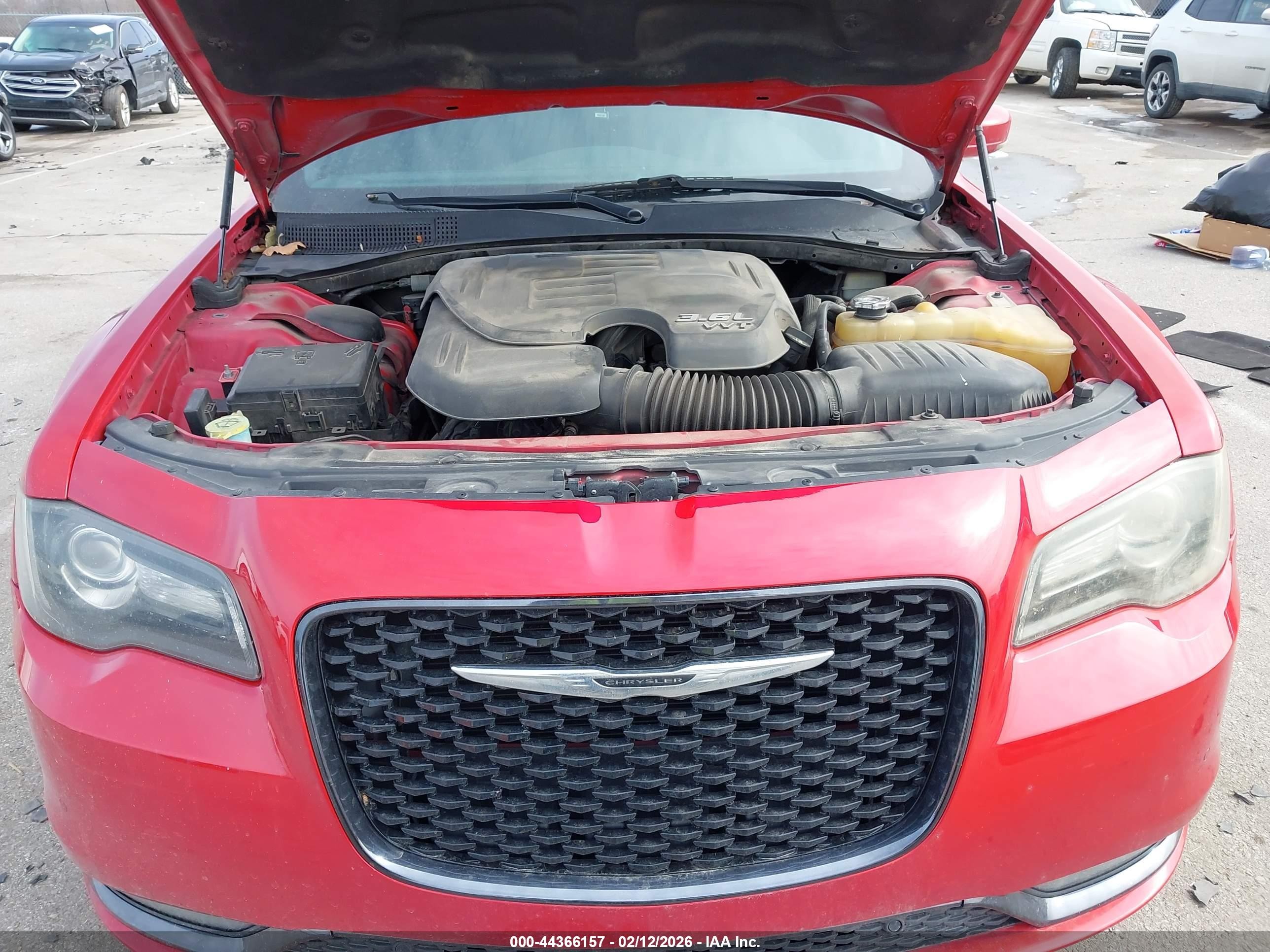 2015 Chrysler 300 300s Red vin: 2C3CCABG3FH755799
