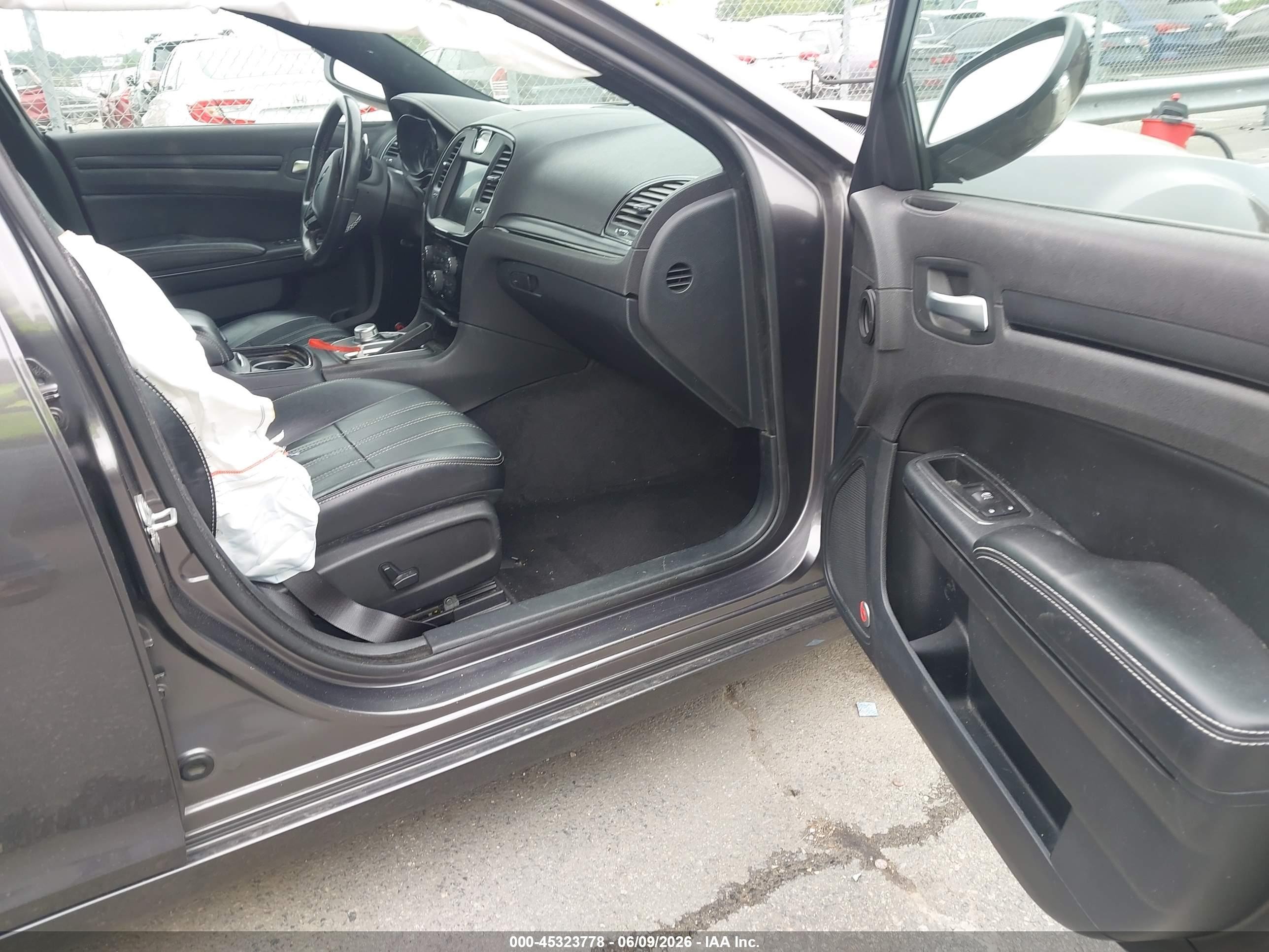 2015 Chrysler 300 300s Серый vin: 2C3CCABG3FH786874