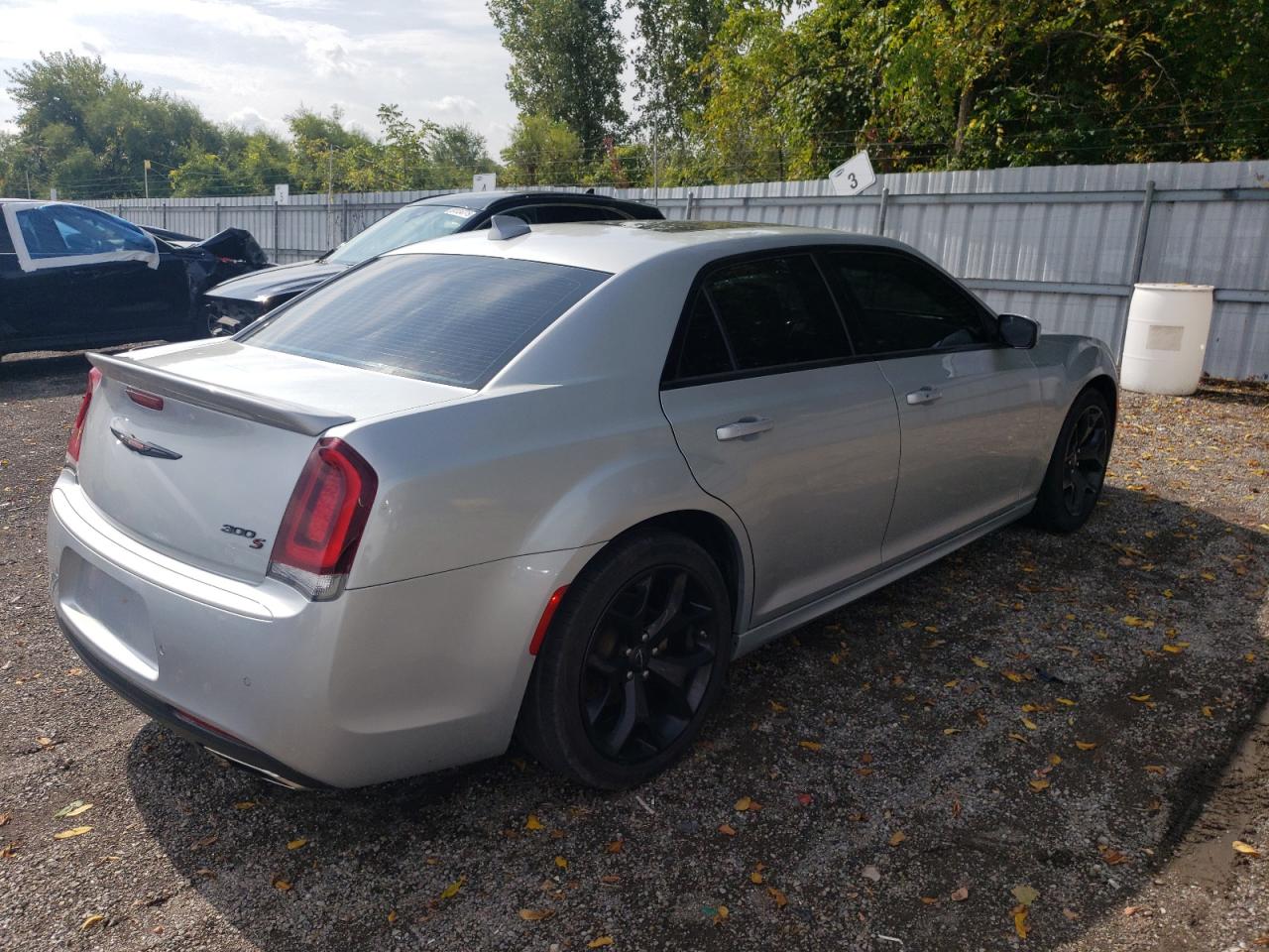 2022 Chrysler 300 S Silver vin: 2C3CCABG3NH130947