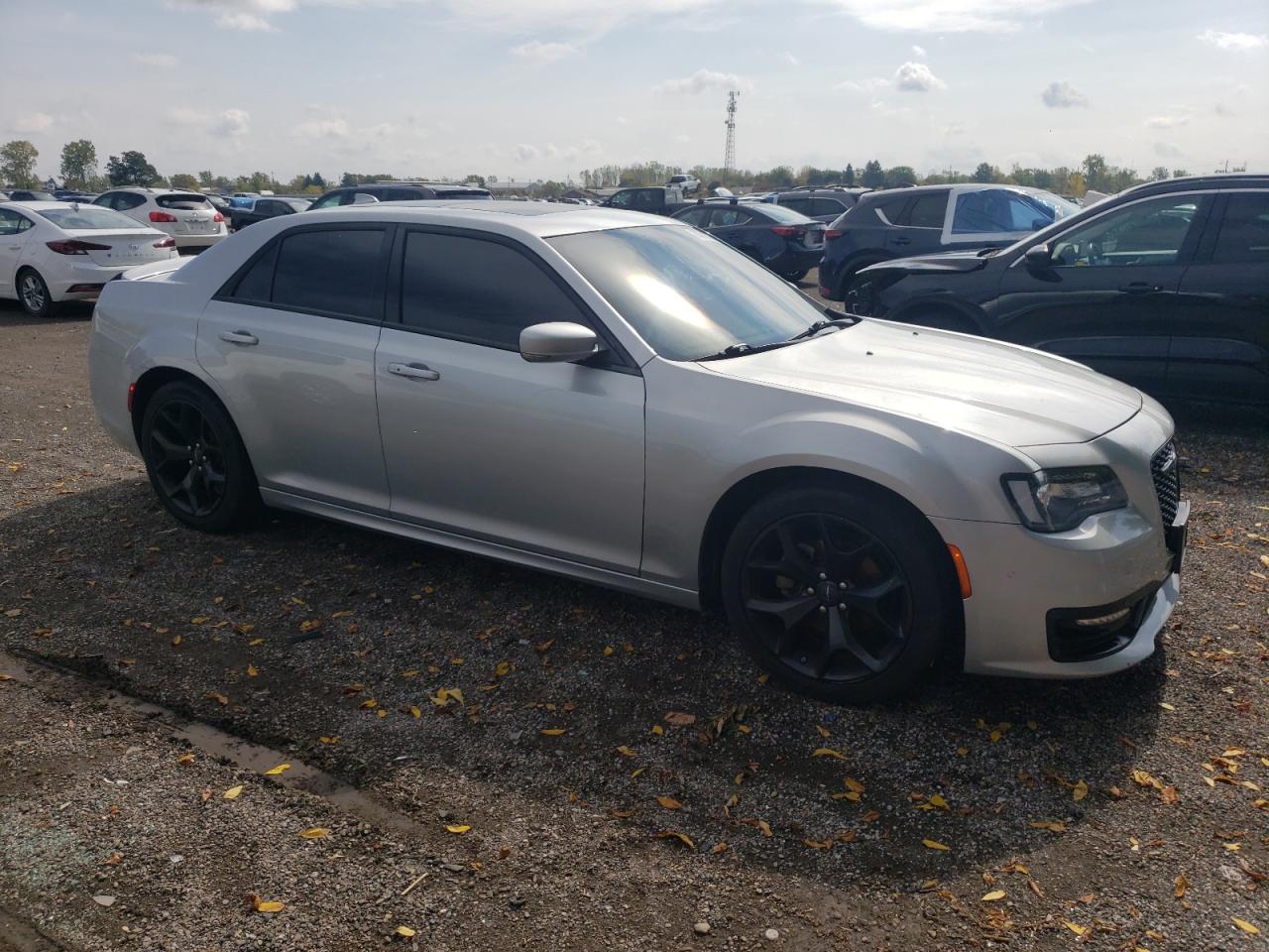 2022 Chrysler 300 S Silver vin: 2C3CCABG3NH130947