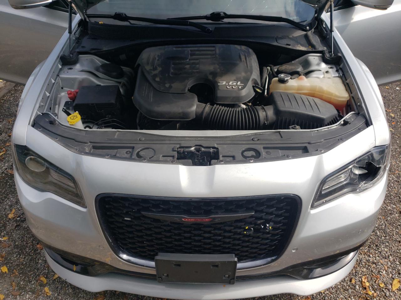 2022 Chrysler 300 S Silver vin: 2C3CCABG3NH130947