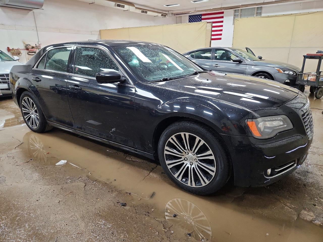 2014 Chrysler 300 S Black vin: 2C3CCABG4EH119813
