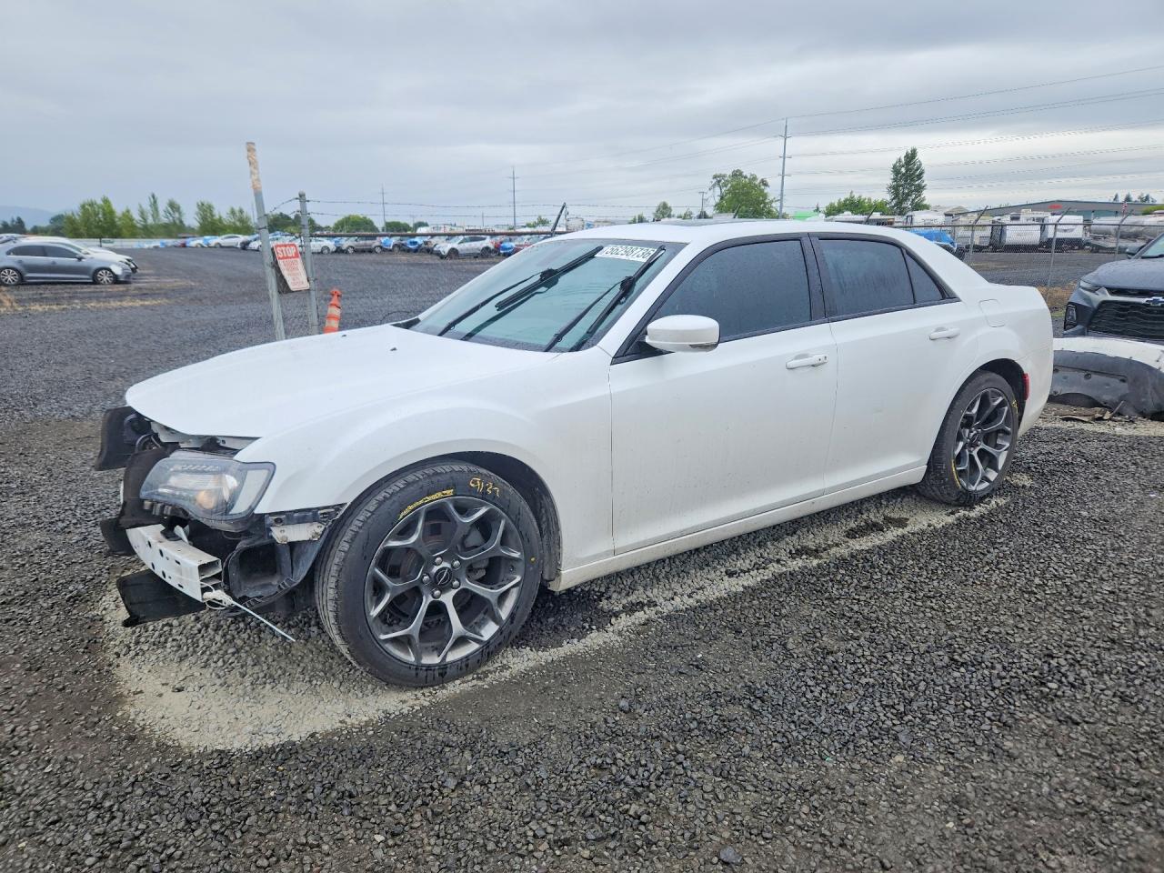 2016 Chrysler 300 S White vin: 2C3CCABG4GH144780