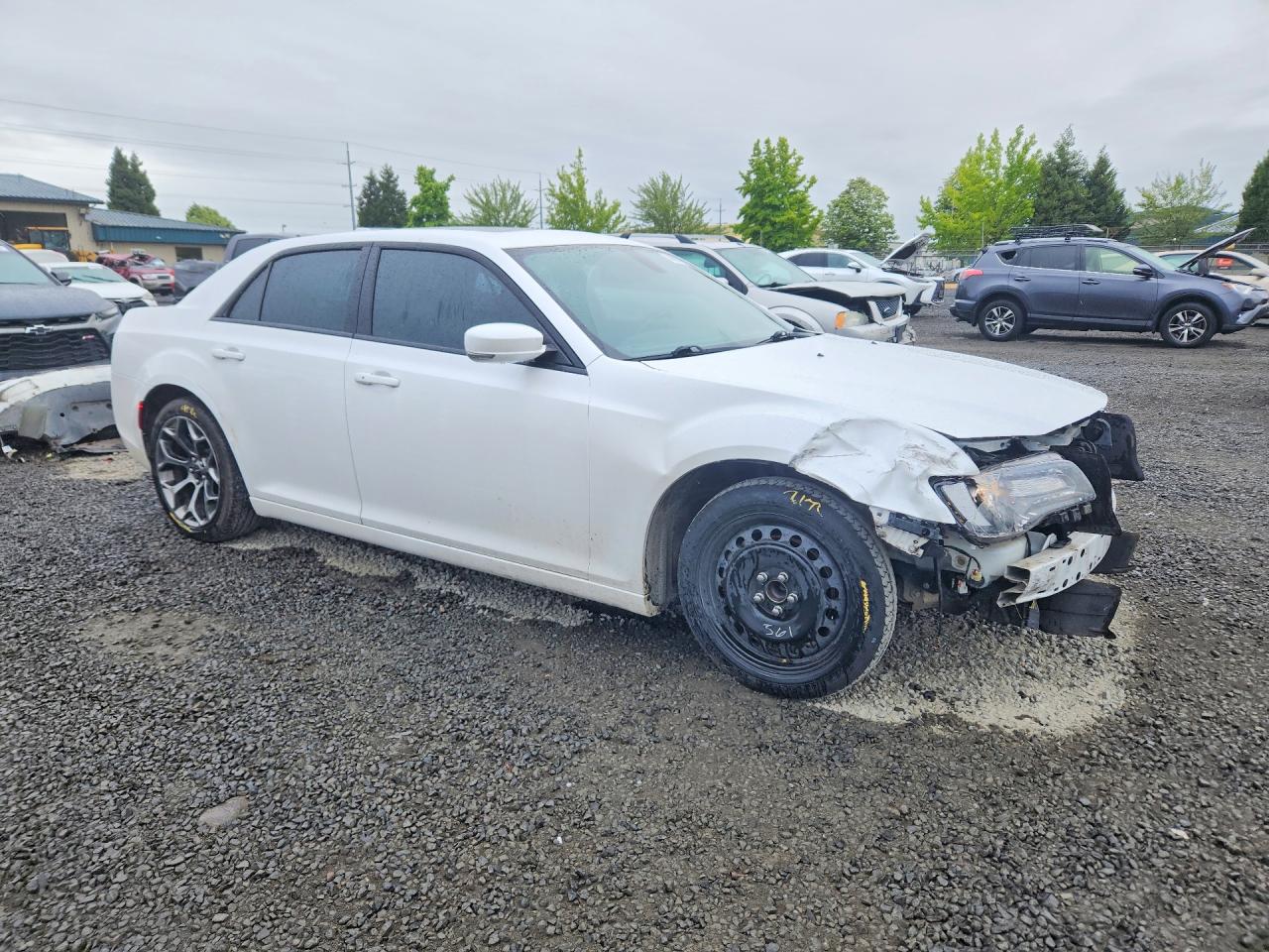 2016 Chrysler 300 S White vin: 2C3CCABG4GH144780