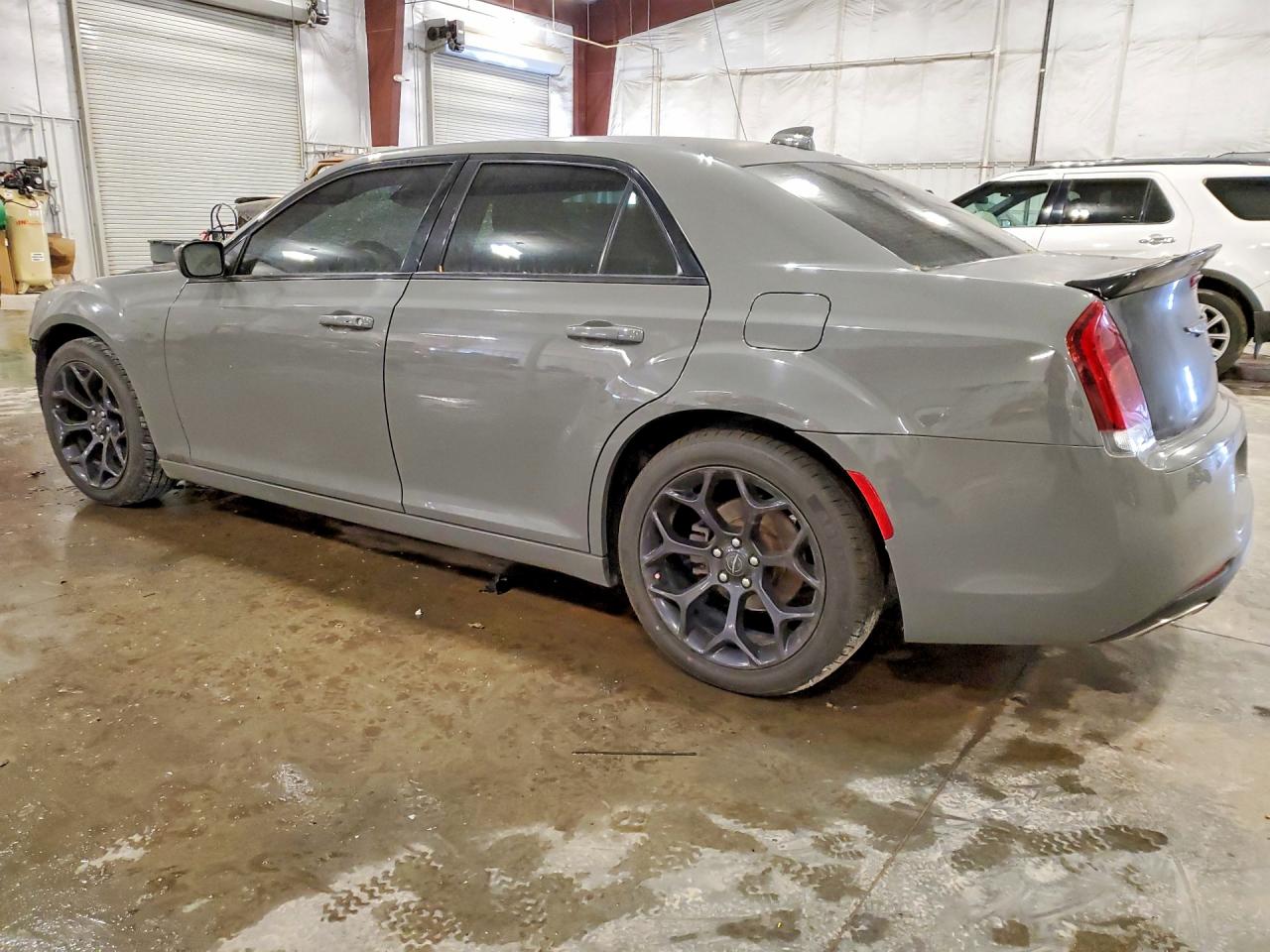 2019 Chrysler 300 S Gray vin: 2C3CCABG4KH634094