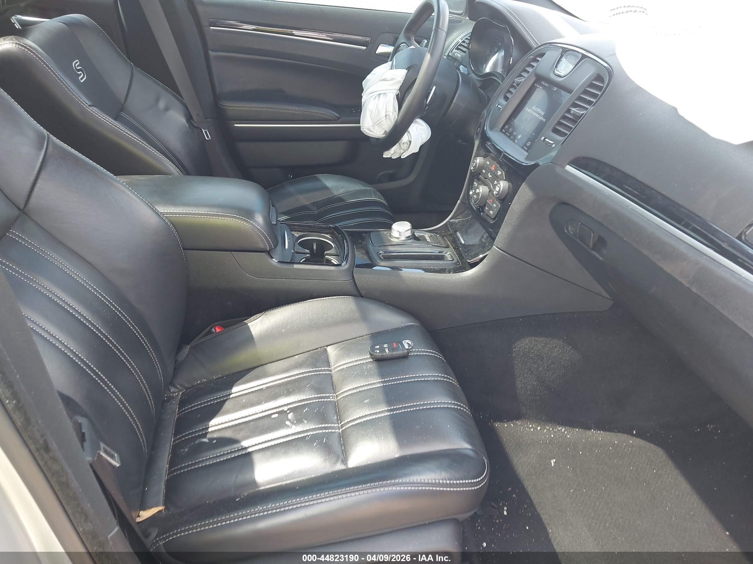 2023 Chrysler 300 300s Silver vin: 2C3CCABG4PH628545