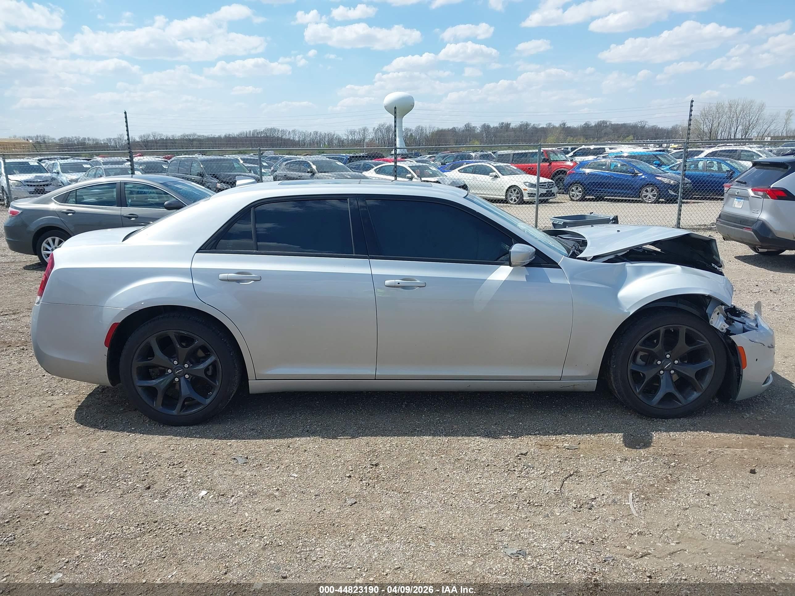 2023 Chrysler 300 300s Silver vin: 2C3CCABG4PH628545