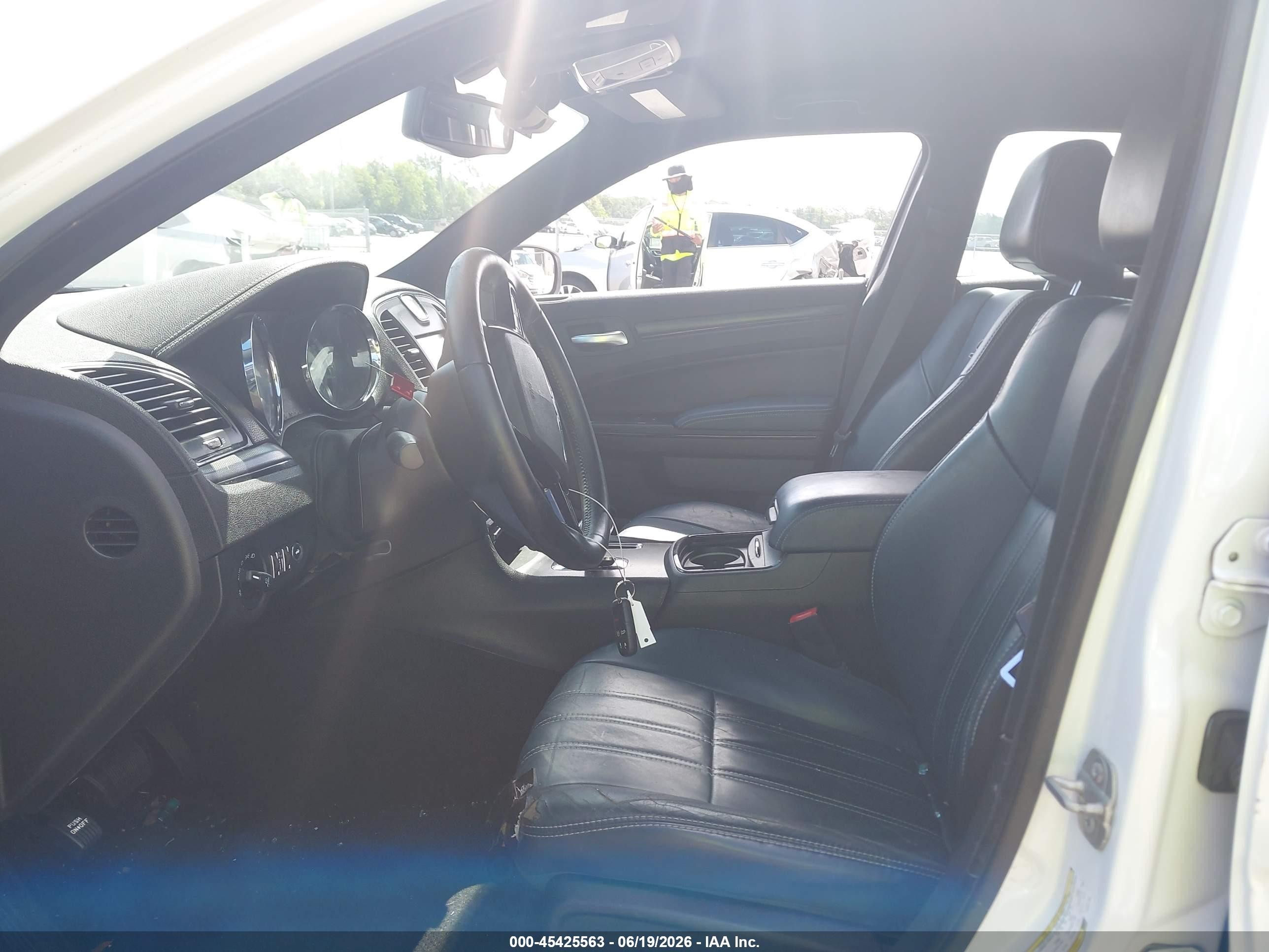 2014 Chrysler 300 300s White vin: 2C3CCABG5EH307109