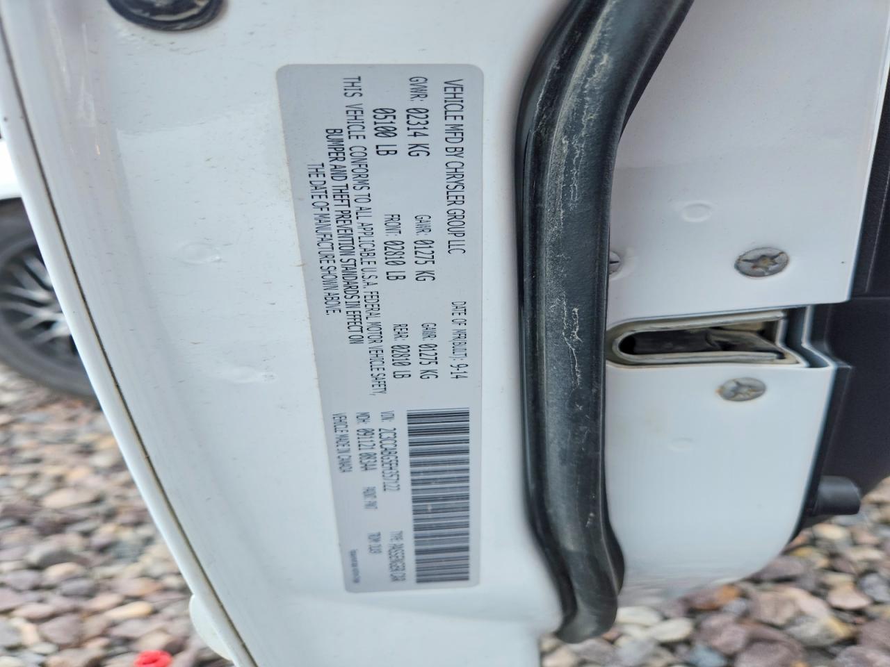 2014 Chrysler 300 S White vin: 2C3CCABG5EH357122