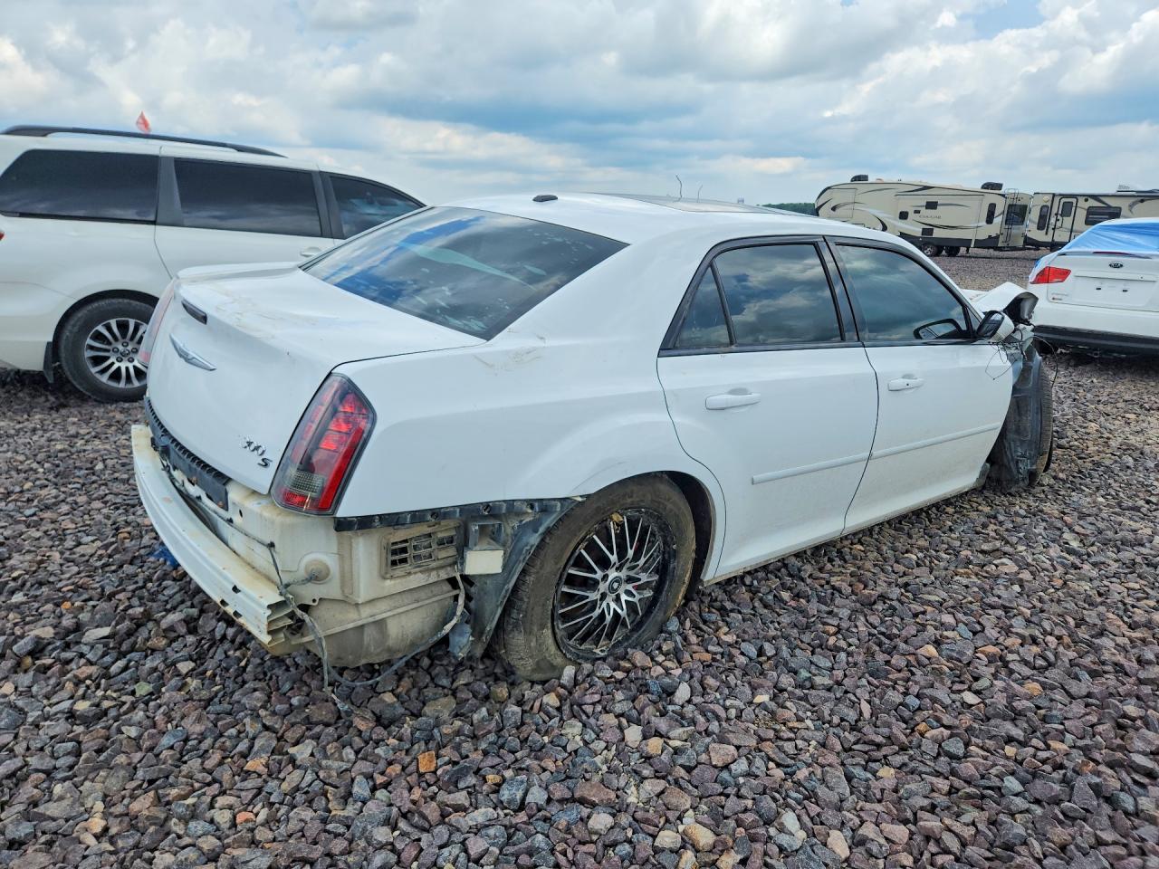 2014 Chrysler 300 S White vin: 2C3CCABG5EH357122