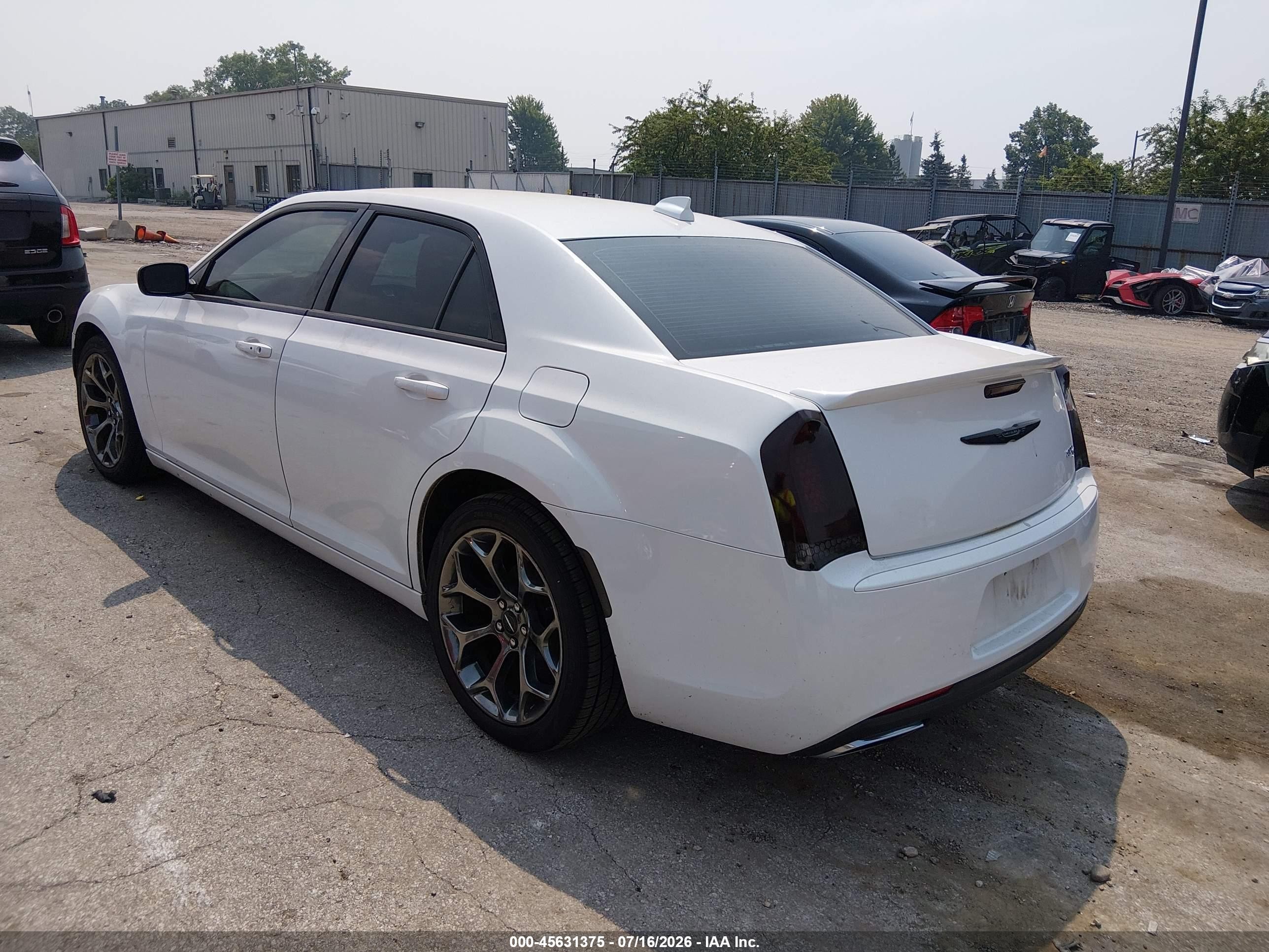 2015 Chrysler 300 S Белый vin: 2C3CCABG5FH829482