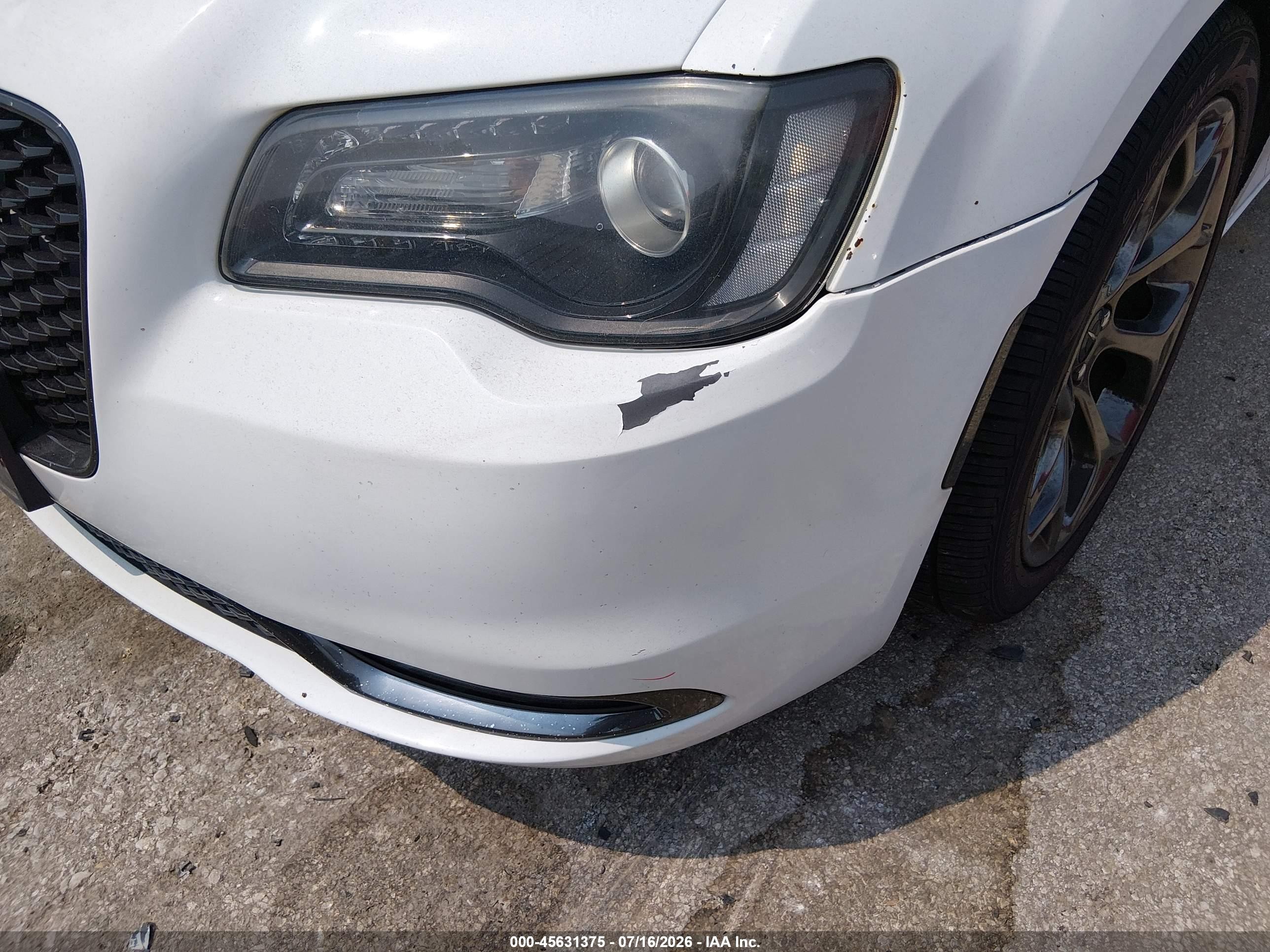 2015 Chrysler 300 S Белый vin: 2C3CCABG5FH829482