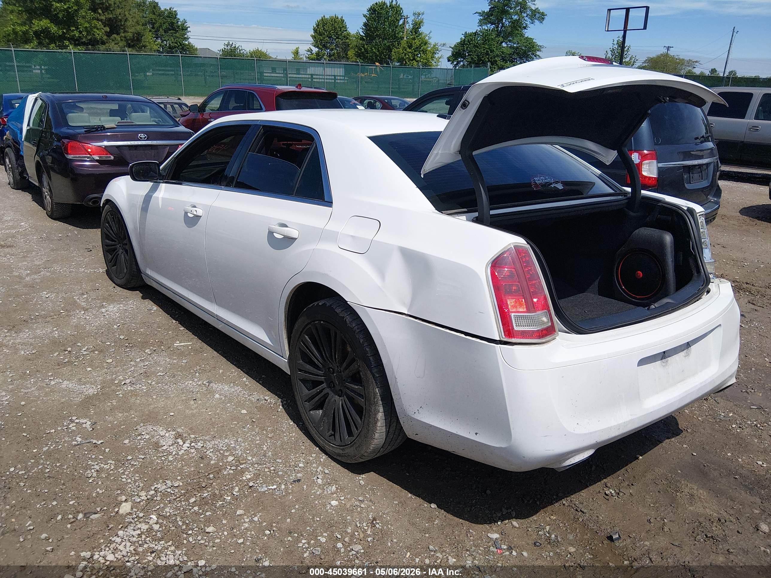 2014 Chrysler 300 300s White vin: 2C3CCABG6EH144325