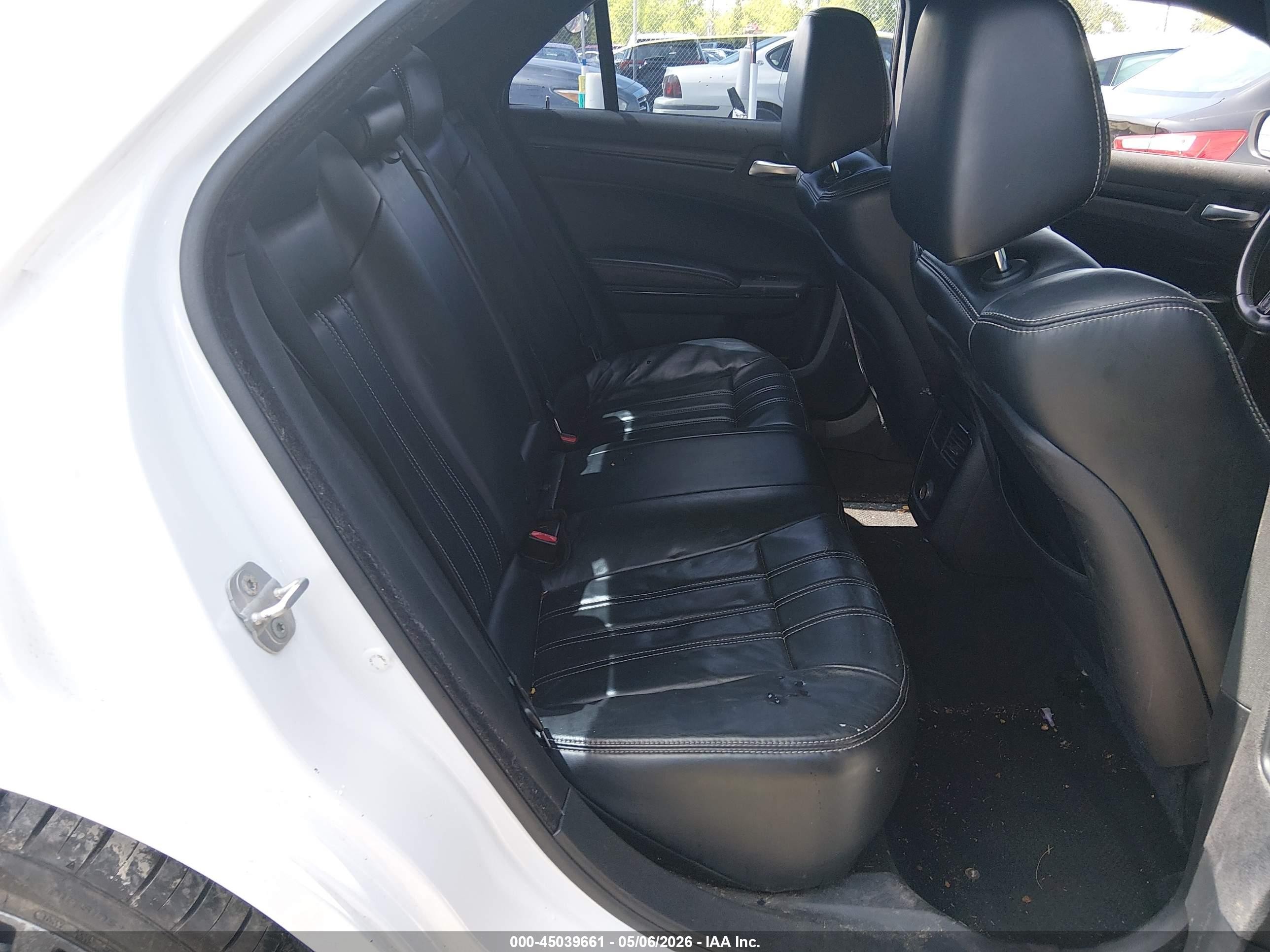 2014 Chrysler 300 300s White vin: 2C3CCABG6EH144325