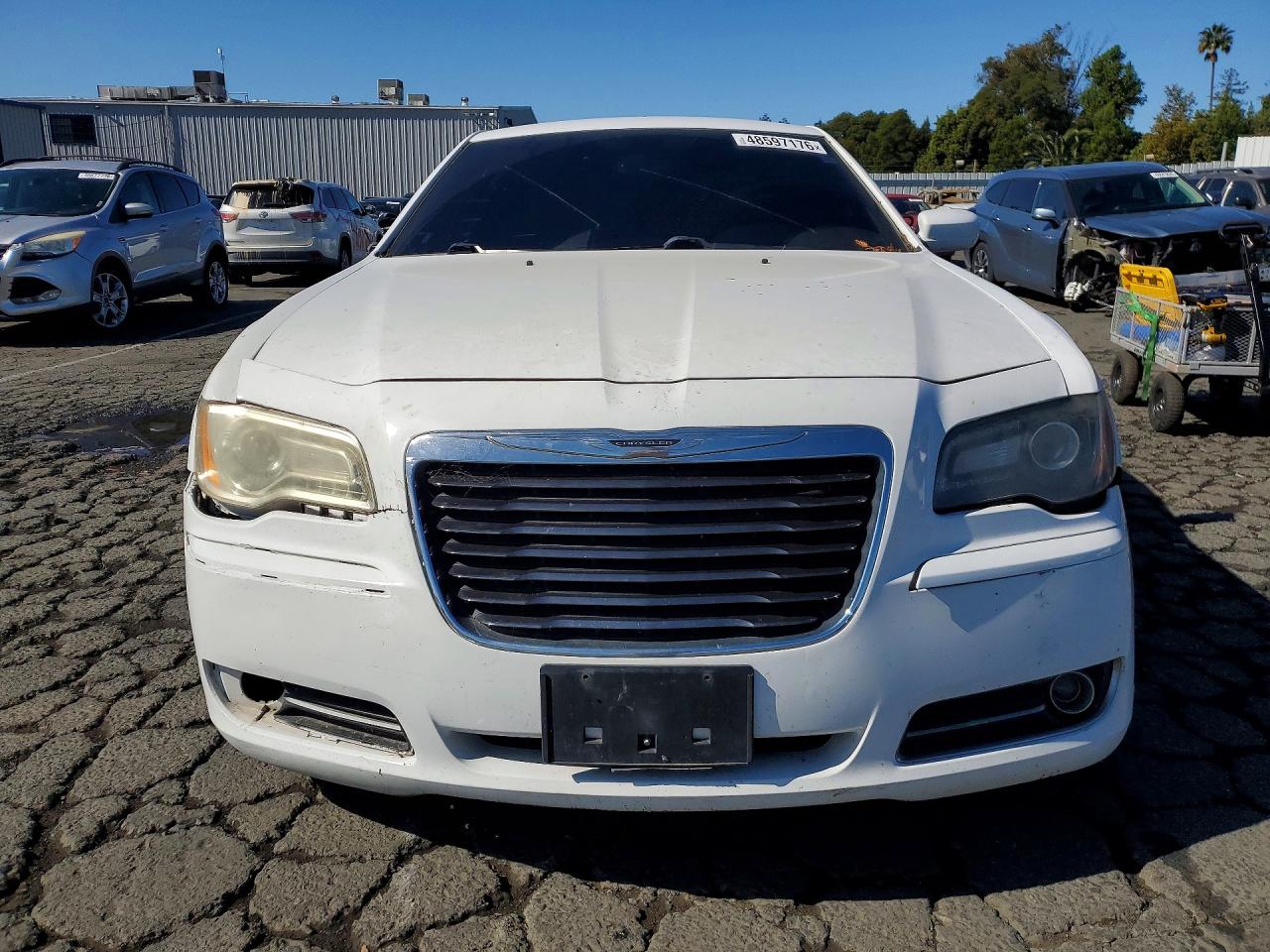 2012 Chrysler 300 S White vin: 2C3CCABG7CH186130