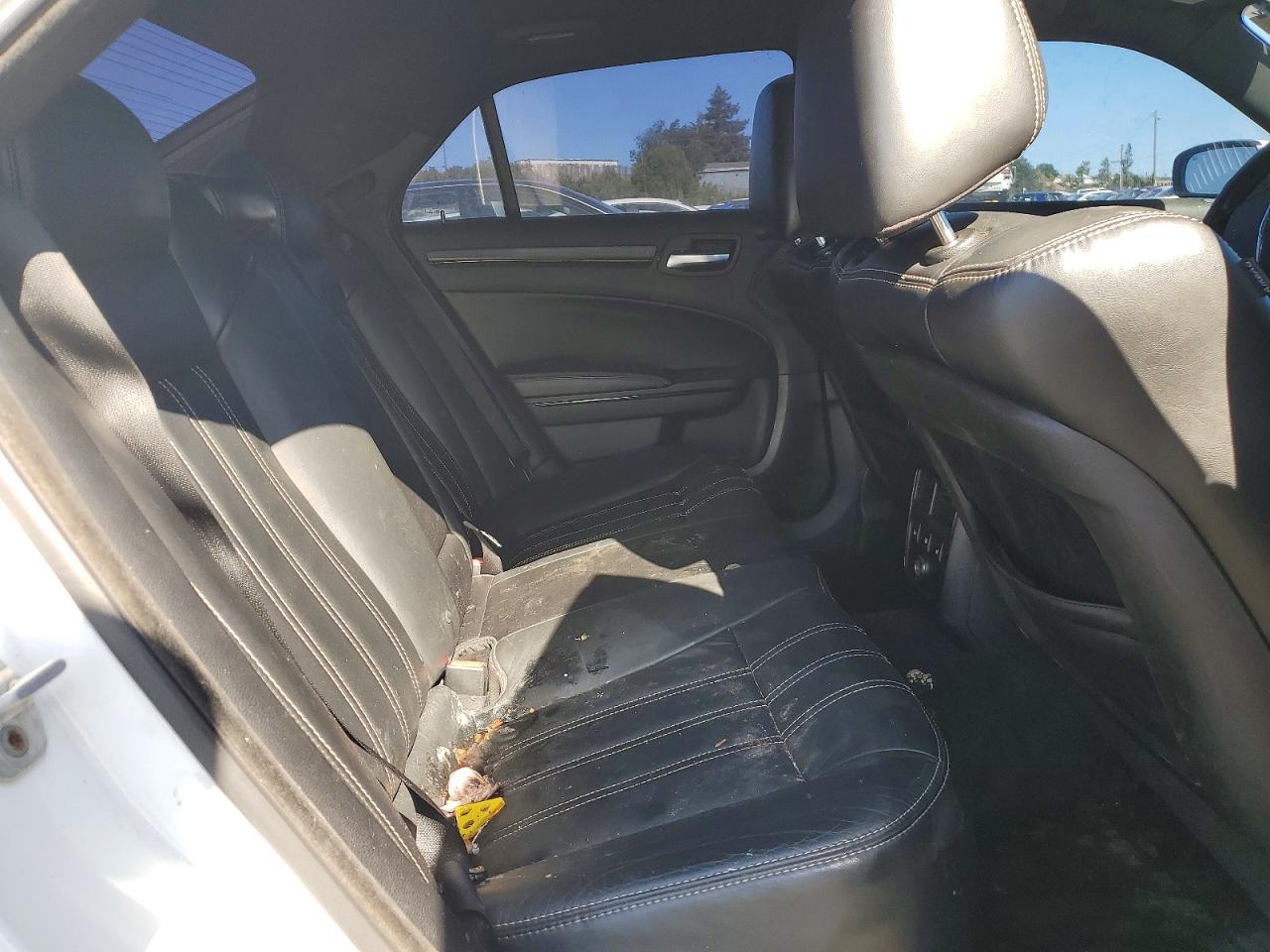 2012 Chrysler 300 S White vin: 2C3CCABG7CH186130