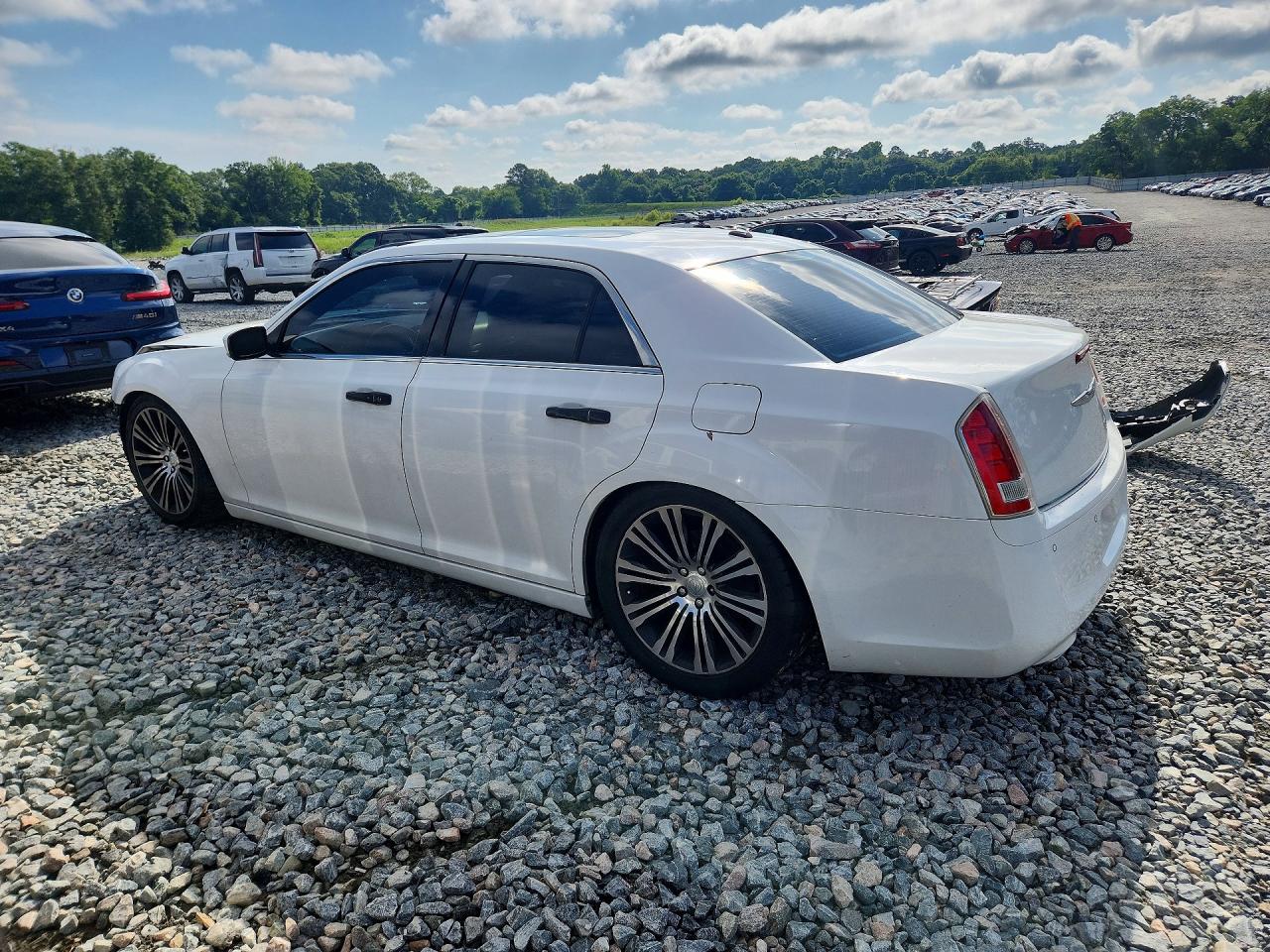 2013 Chrysler 300 S Белый vin: 2C3CCABG7DH528841