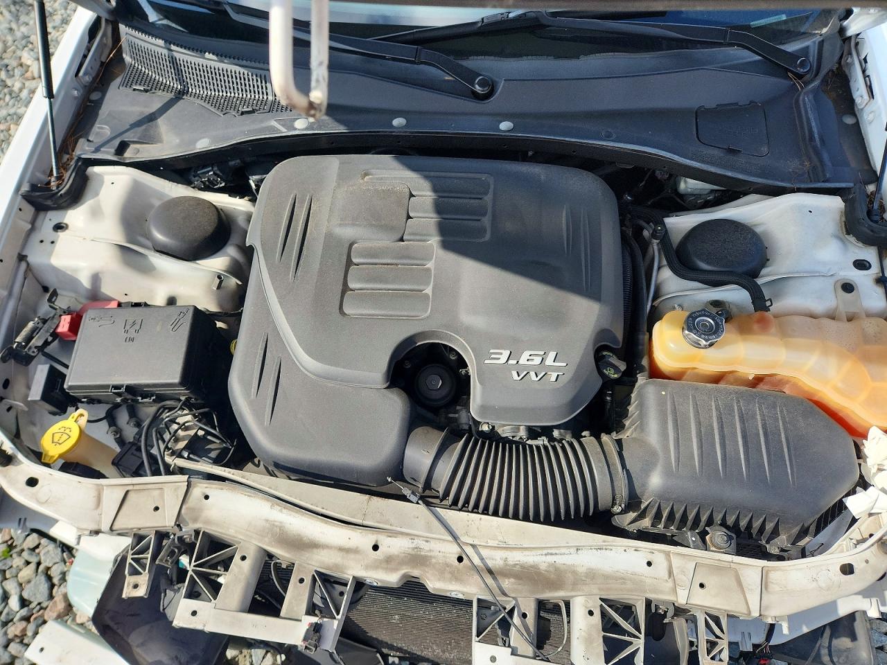 2013 Chrysler 300 S Белый vin: 2C3CCABG7DH528841
