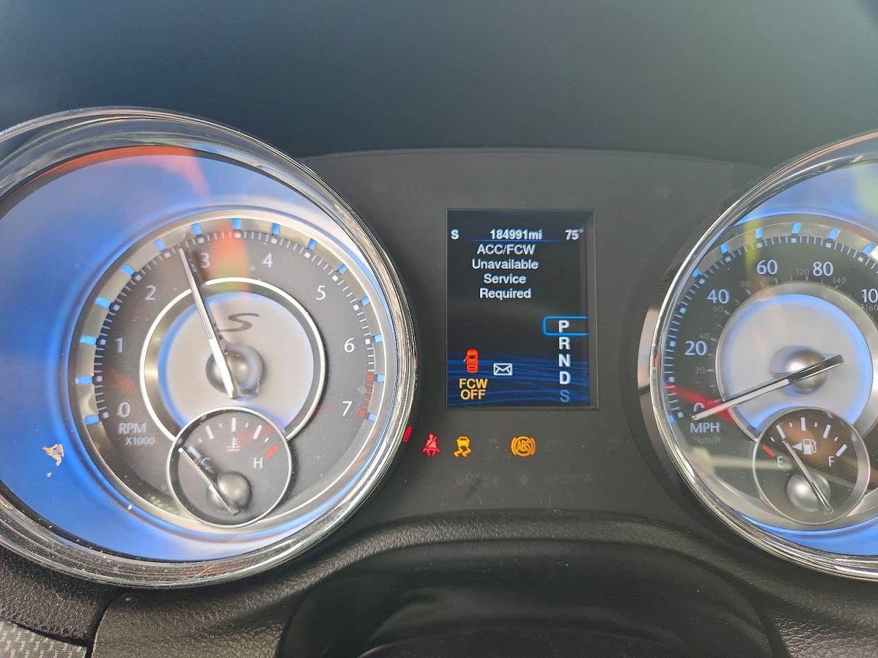 2013 Chrysler 300 S Белый vin: 2C3CCABG7DH528841