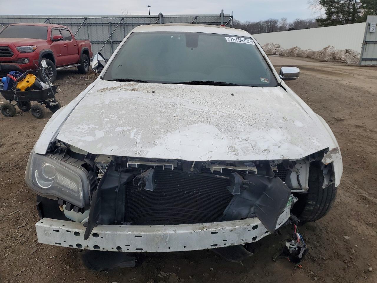 2015 Chrysler 300 S White vin: 2C3CCABG7FH786862