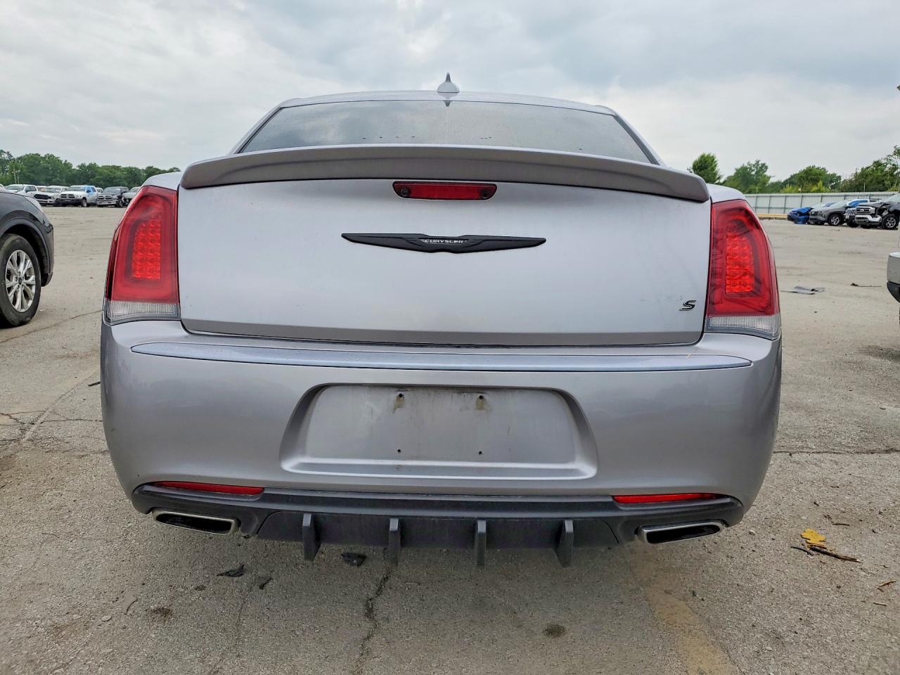2015 Chrysler 300 S Silver vin: 2C3CCABG7FH797232
