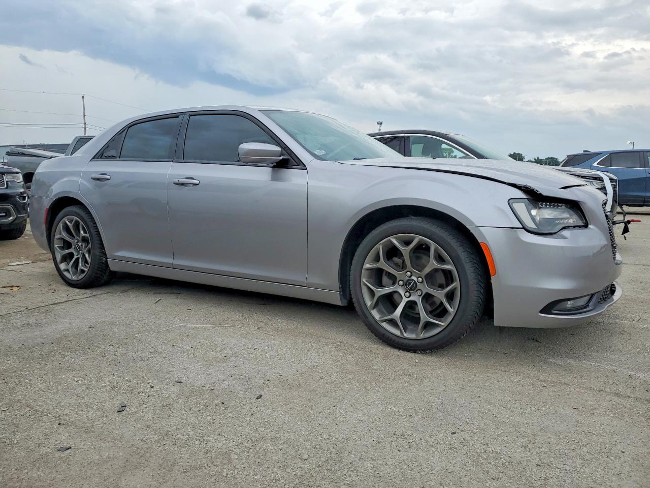 2015 Chrysler 300 S Silver vin: 2C3CCABG7FH797232