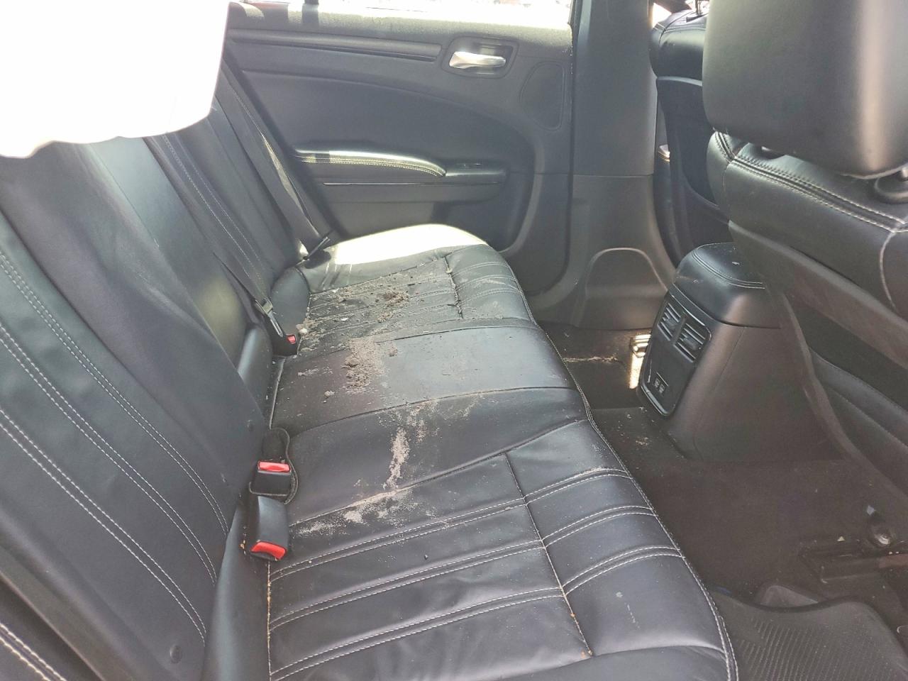 2015 Chrysler 300 S Silver vin: 2C3CCABG7FH875962