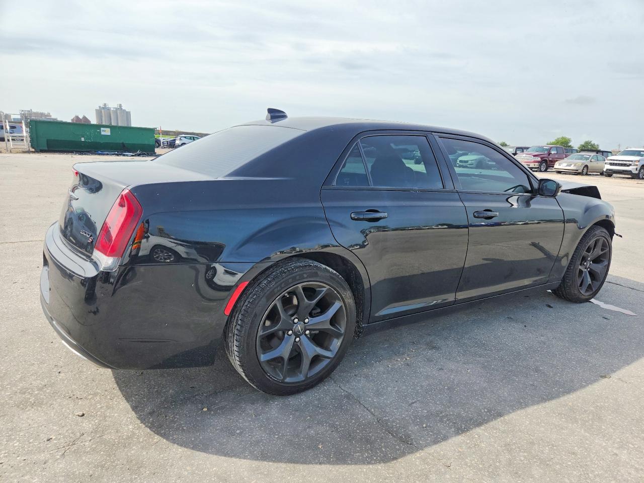 2023 Chrysler 300 S Black vin: 2C3CCABG7PH561102