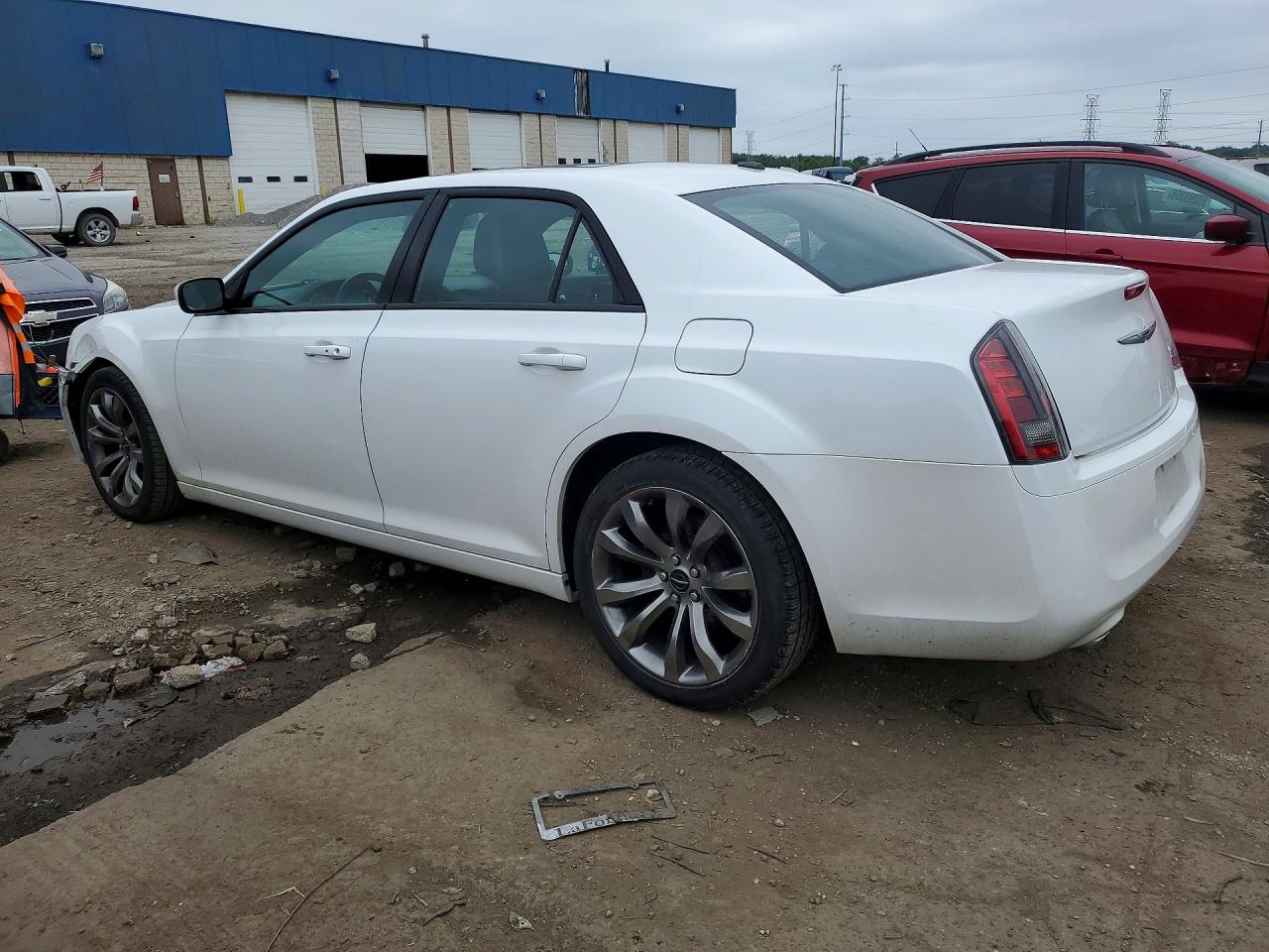 2014 Chrysler 300 S White vin: 2C3CCABG8EH355512