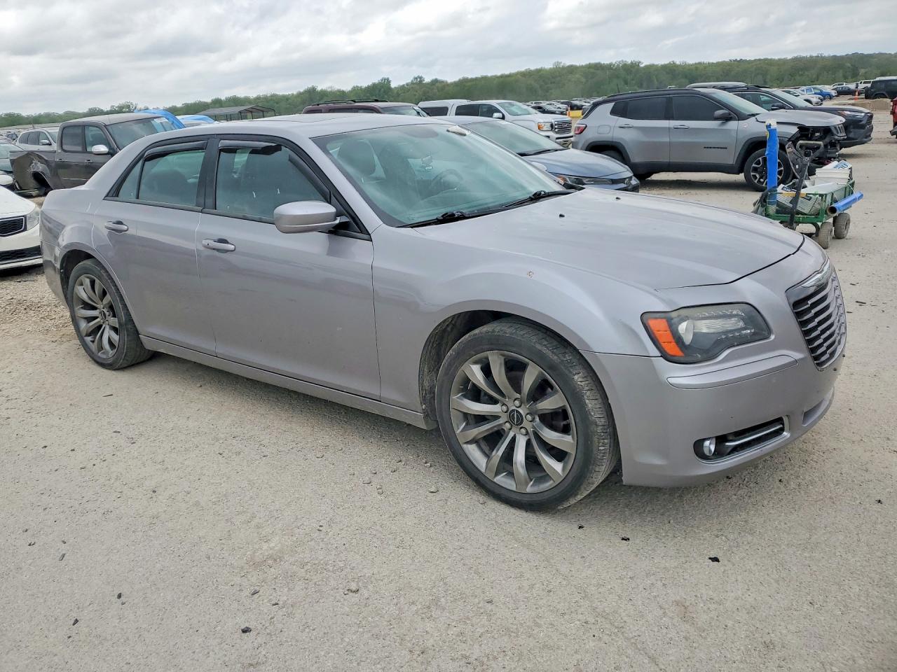 2014 Chrysler 300 S Silver vin: 2C3CCABG8EH361181