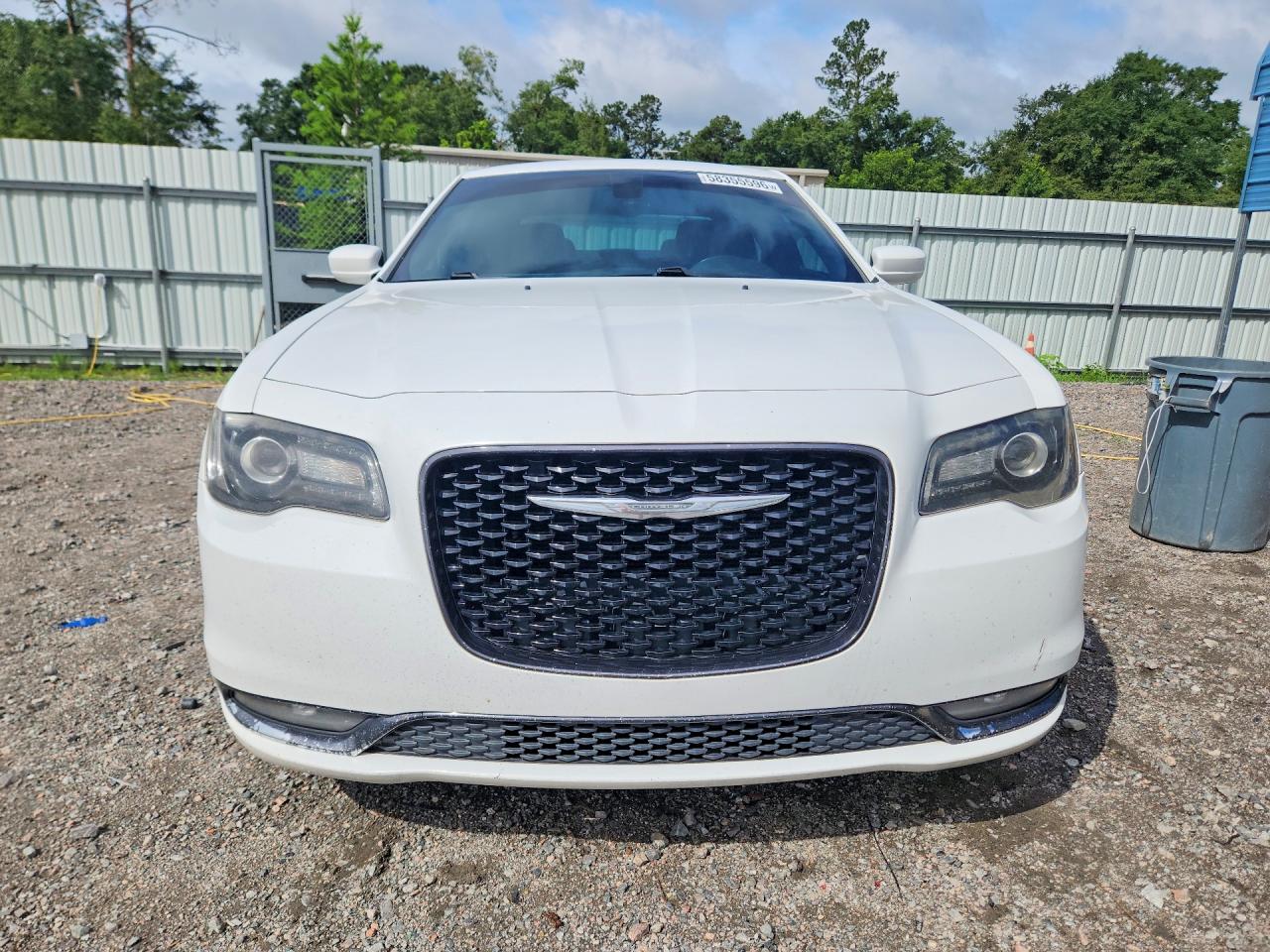2015 Chrysler 300 S White vin: 2C3CCABG8FH772873