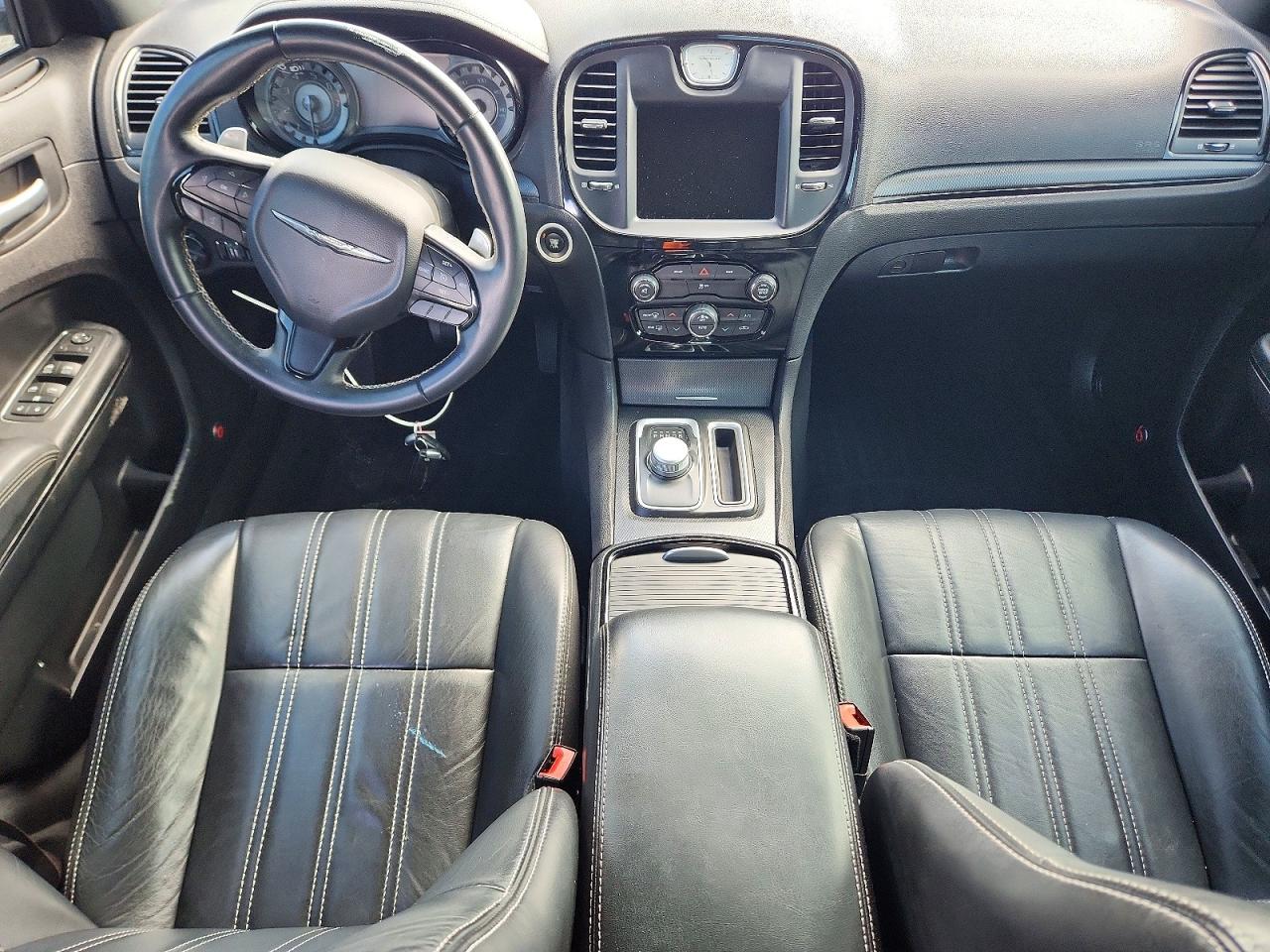 2015 Chrysler 300 S White vin: 2C3CCABG8FH772873