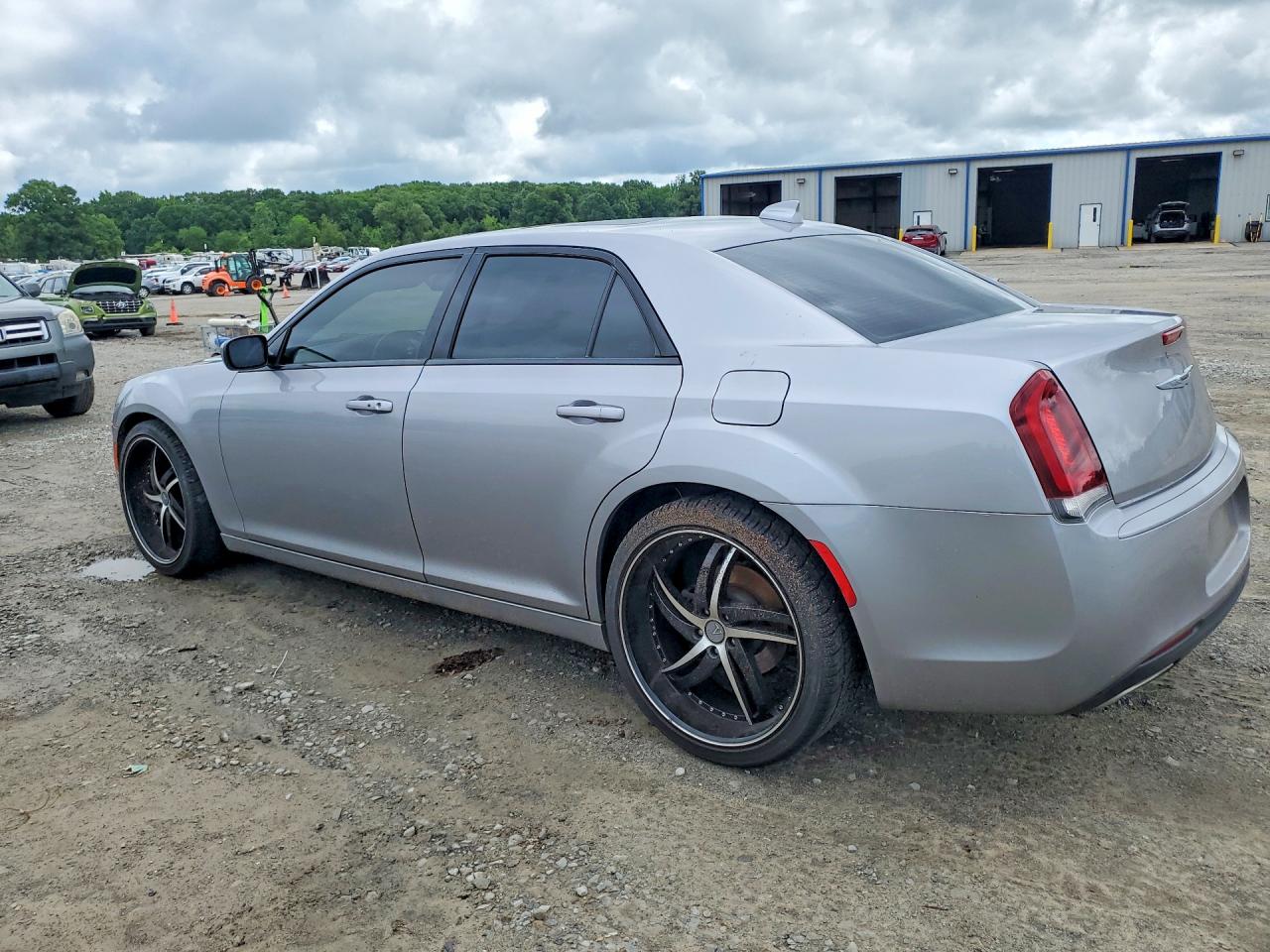 2015 Chrysler 300 S Silver vin: 2C3CCABG8FH872634
