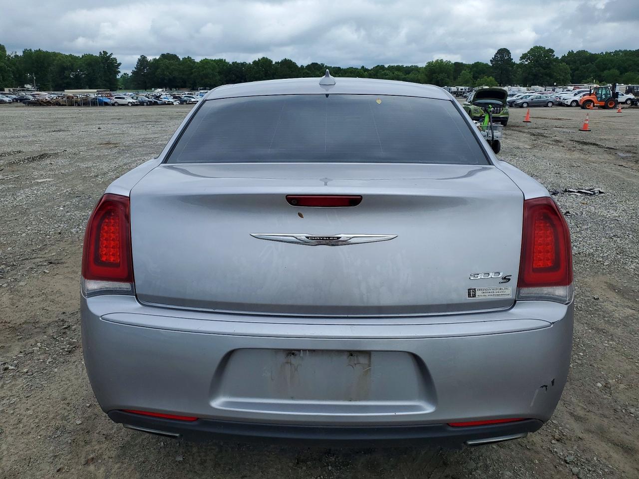 2015 Chrysler 300 S Silver vin: 2C3CCABG8FH872634