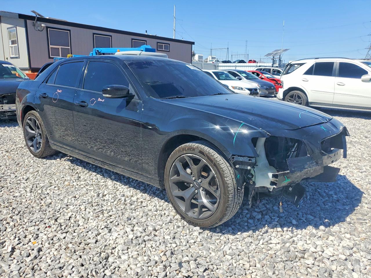 2022 Chrysler 300 S Black vin: 2C3CCABG8NH236553