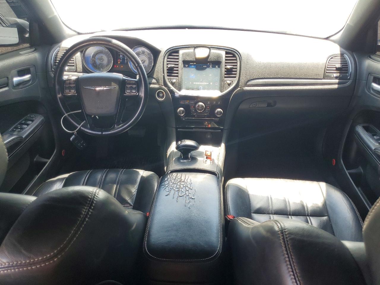 2013 Chrysler 300 S White vin: 2C3CCABG9DH732685