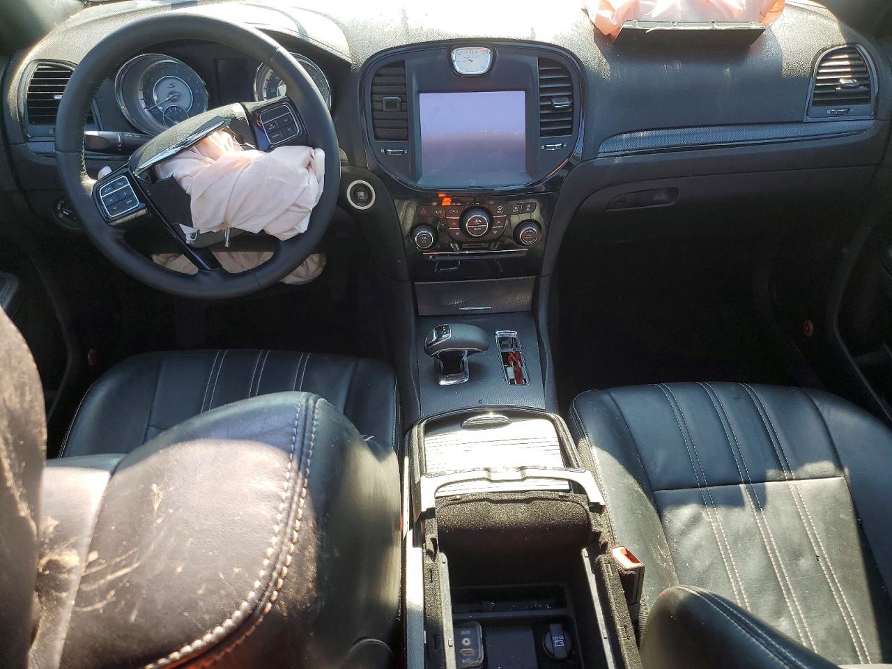 2014 Chrysler 300 S White vin: 2C3CCABG9EH303807