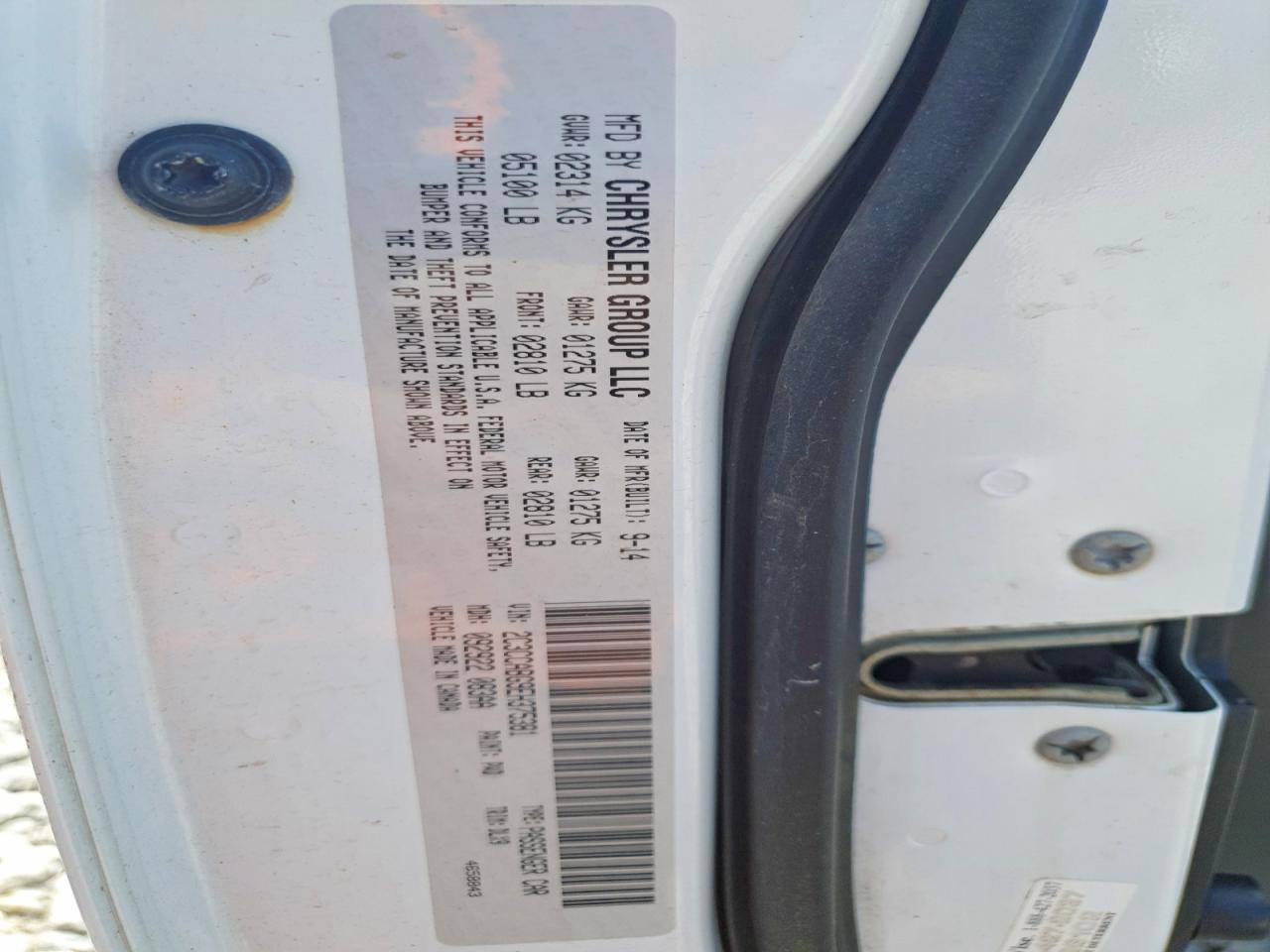 2014 Chrysler 300 S White vin: 2C3CCABG9EH375381