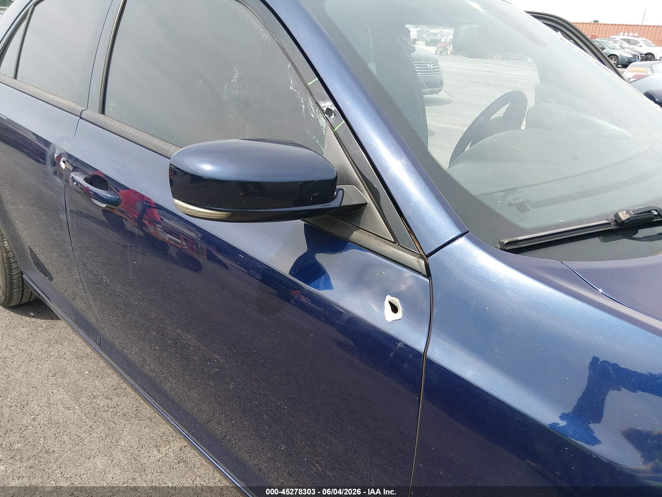 2015 Chrysler 300 300s Blue vin: 2C3CCABG9FH763664