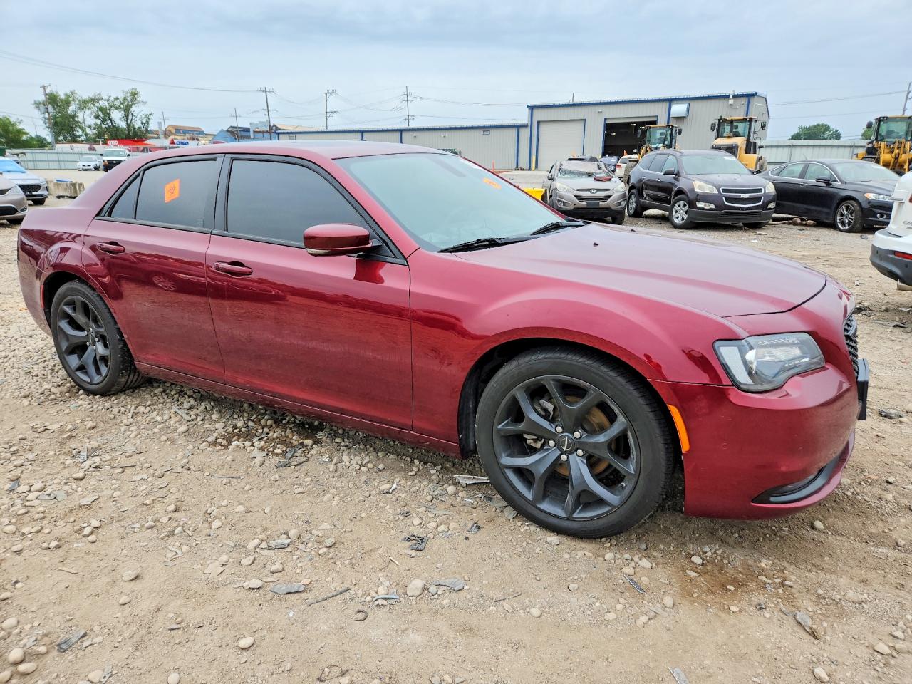 2023 Chrysler 300 S Red vin: 2C3CCABG9PH562140