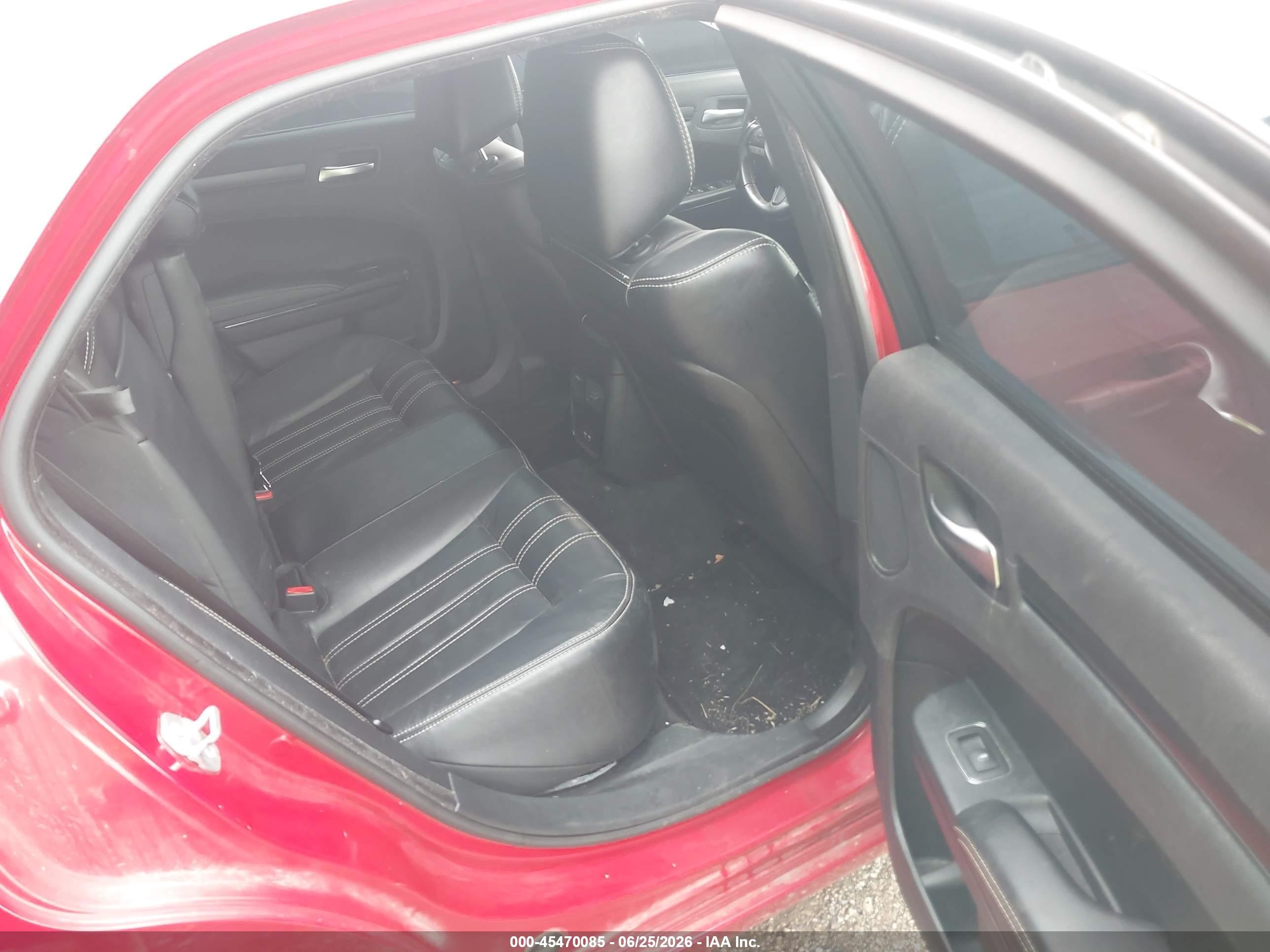 2015 Chrysler 300 300s Red vin: 2C3CCABGXFH903964