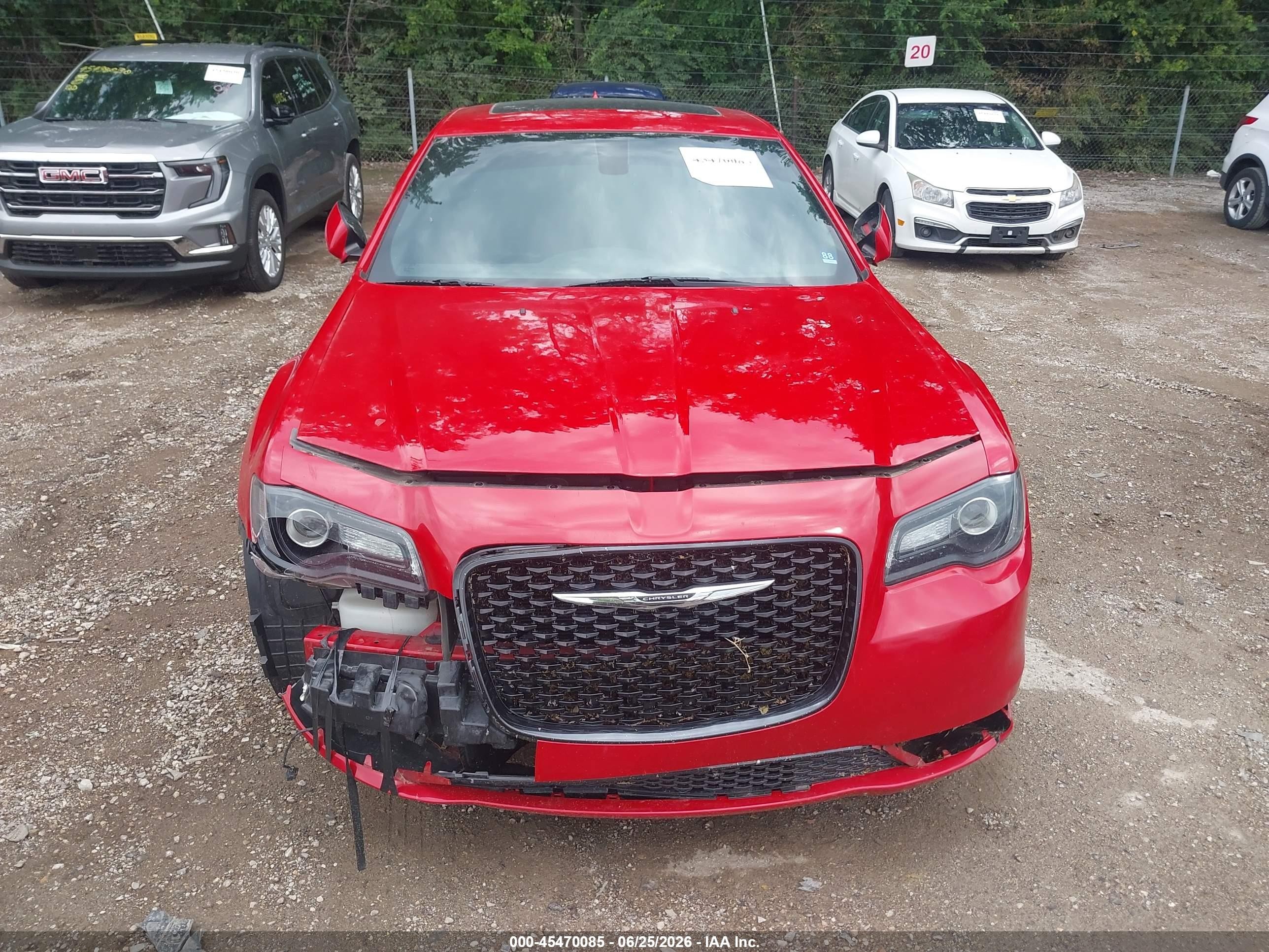 2015 Chrysler 300 300s Red vin: 2C3CCABGXFH903964